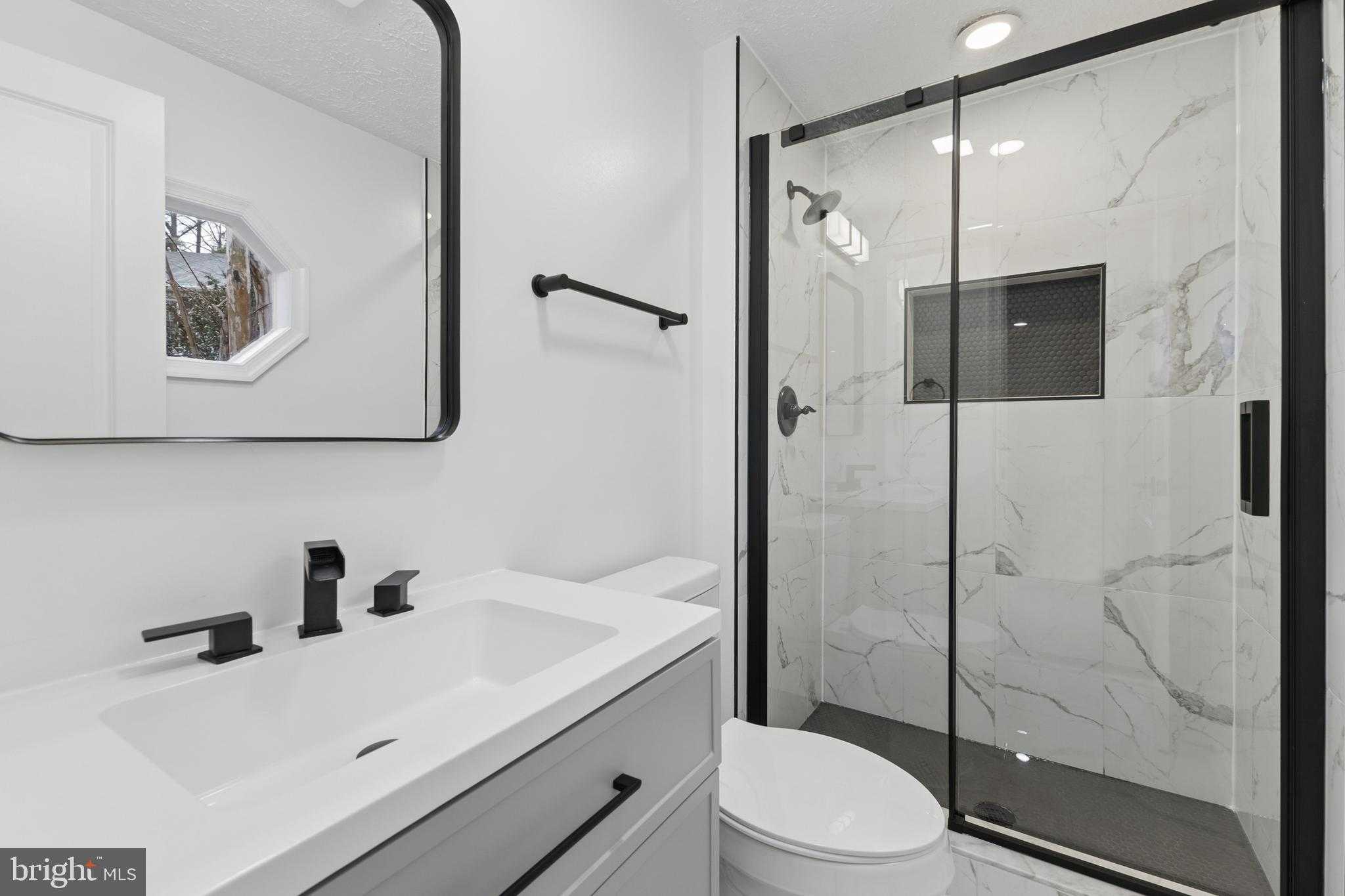 15915 Fairway Dr photo 16