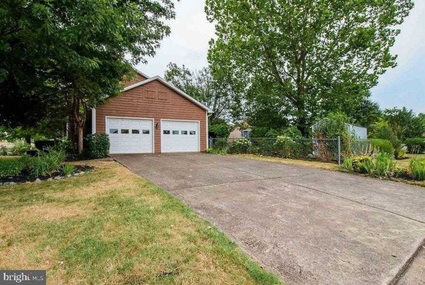 3165 Pin Oak Dr photo 5