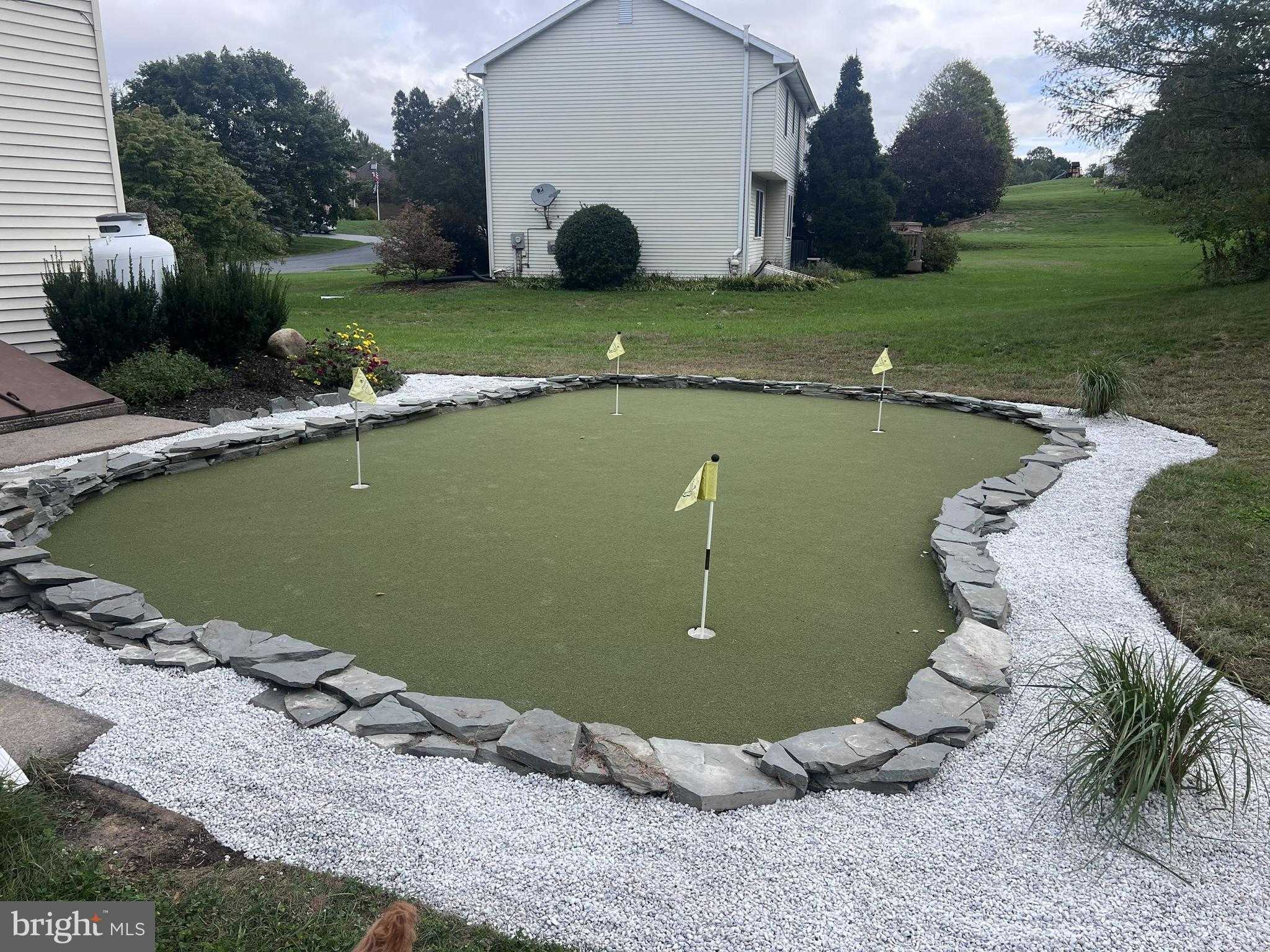 4744 Welby Dr photo 38