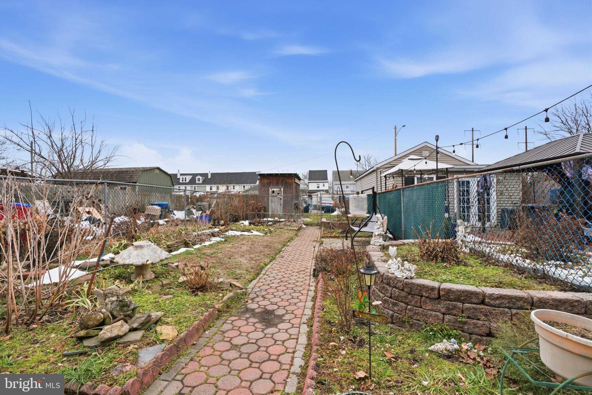 650 Pine St photo 24