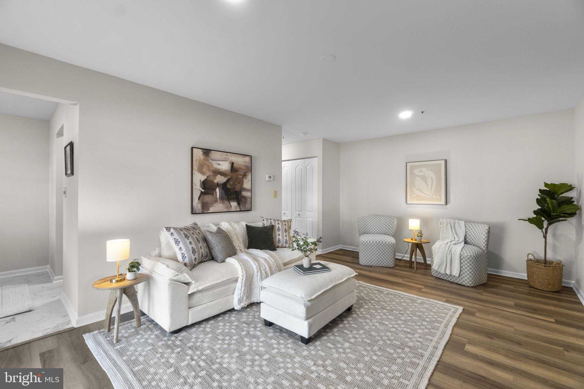 8585 Falls Run Rd Apt D photo 9