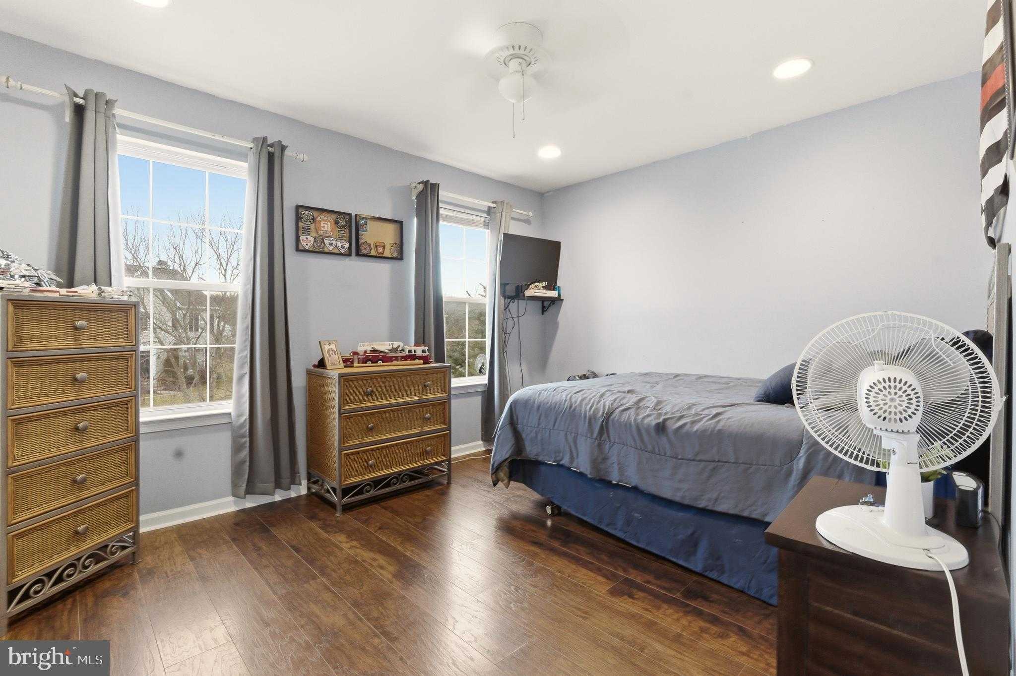 850 Welsh Rd photo 24