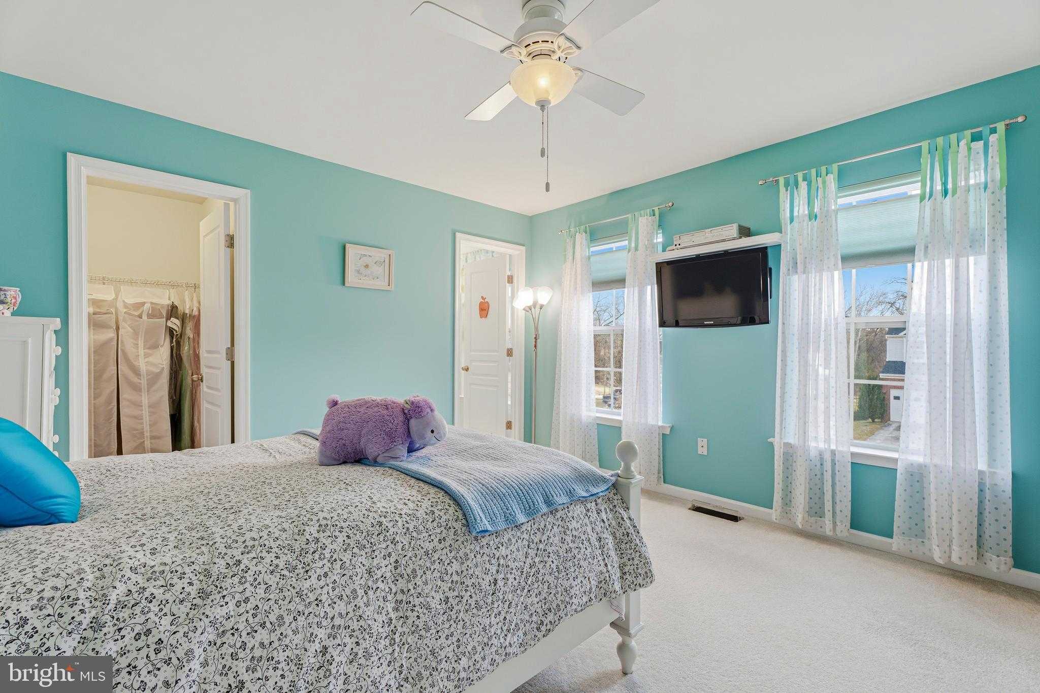 8876 Paddock Ln photo 26