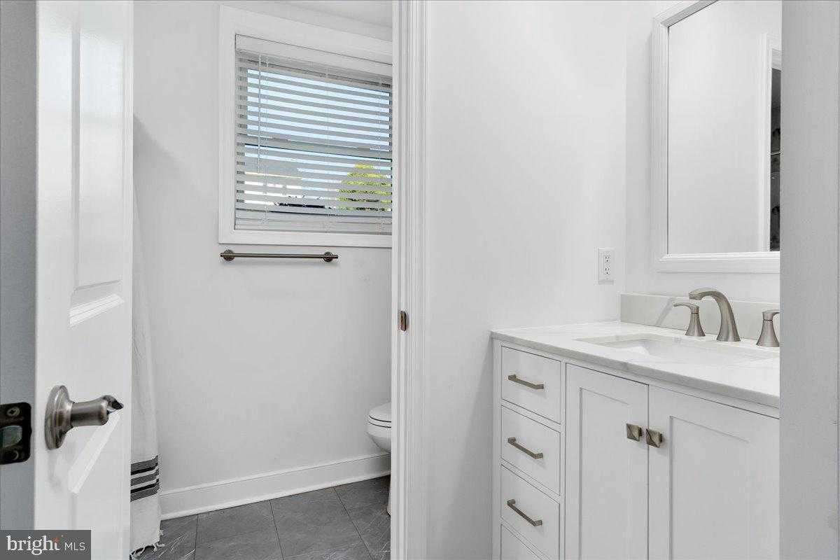 13825 Woodland Heights Dr photo 24