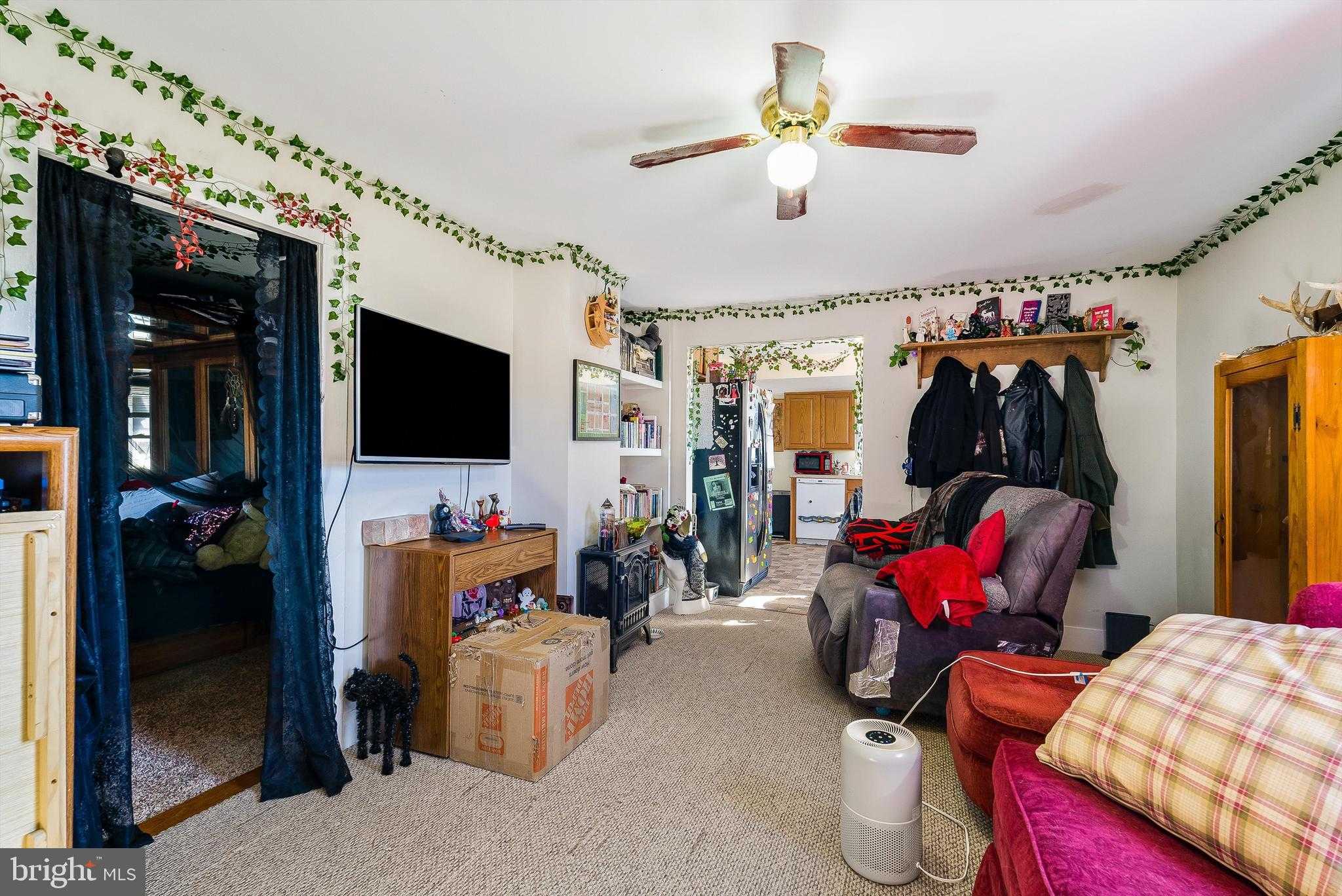 1012 E Main St photo 9