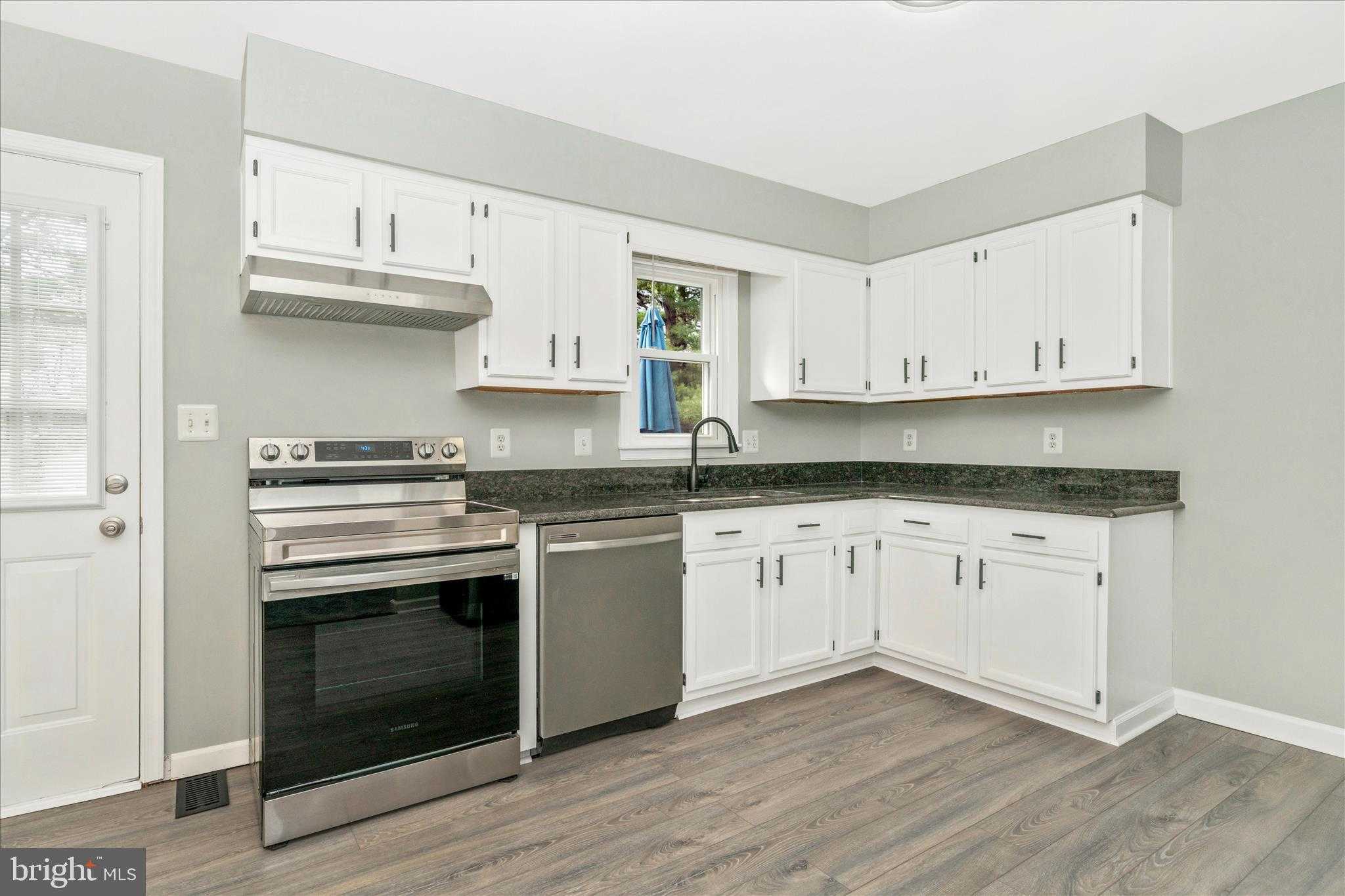 412 Windy Knoll Dr photo 19