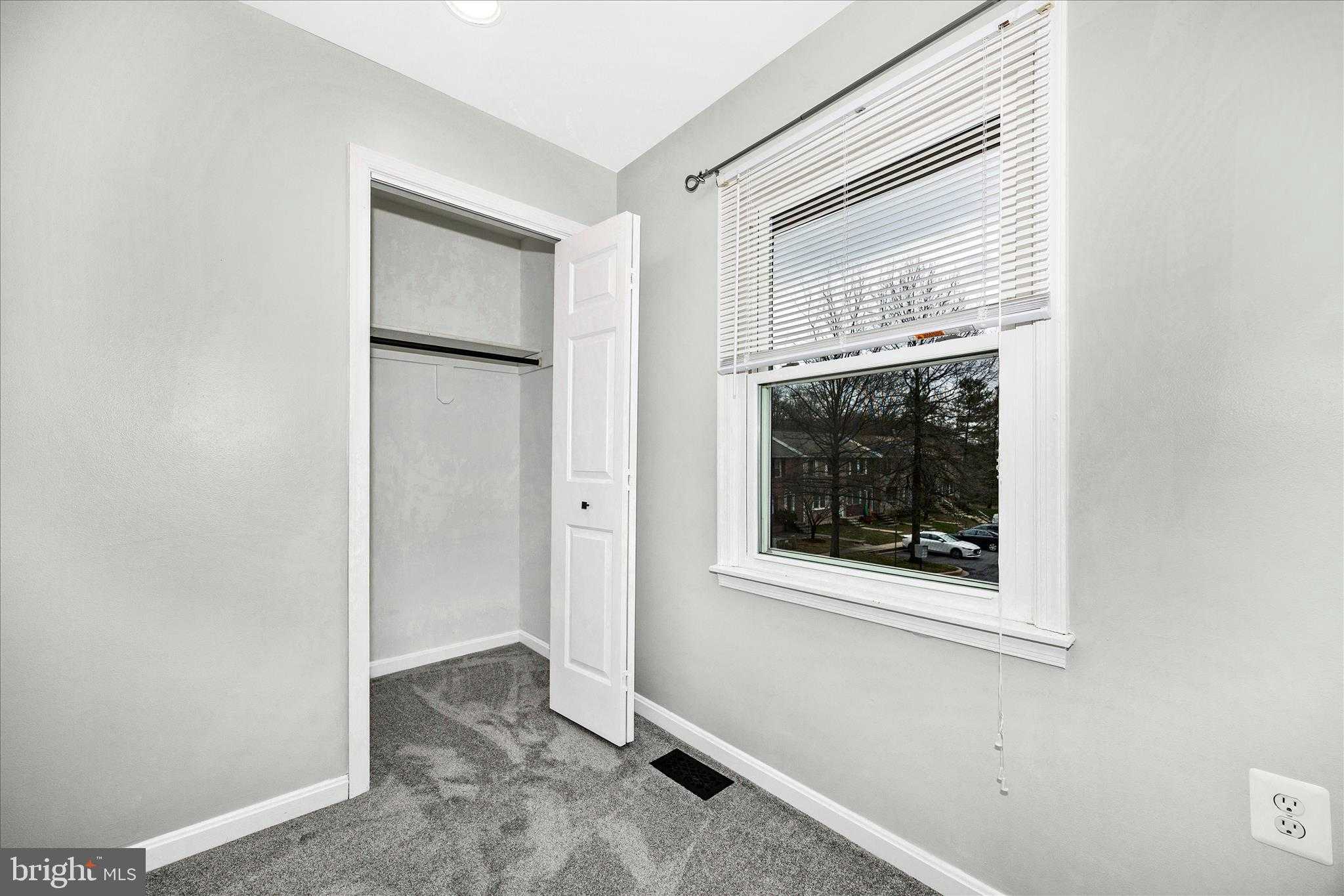 412 Windy Knoll Dr photo 35