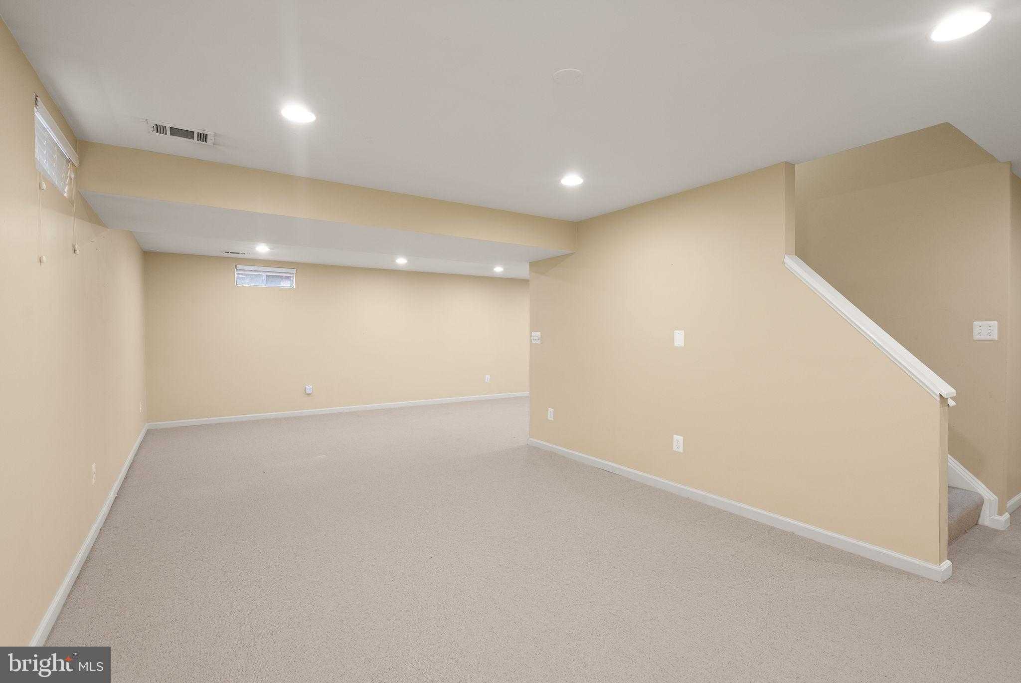 43229 Cavell CT photo 65