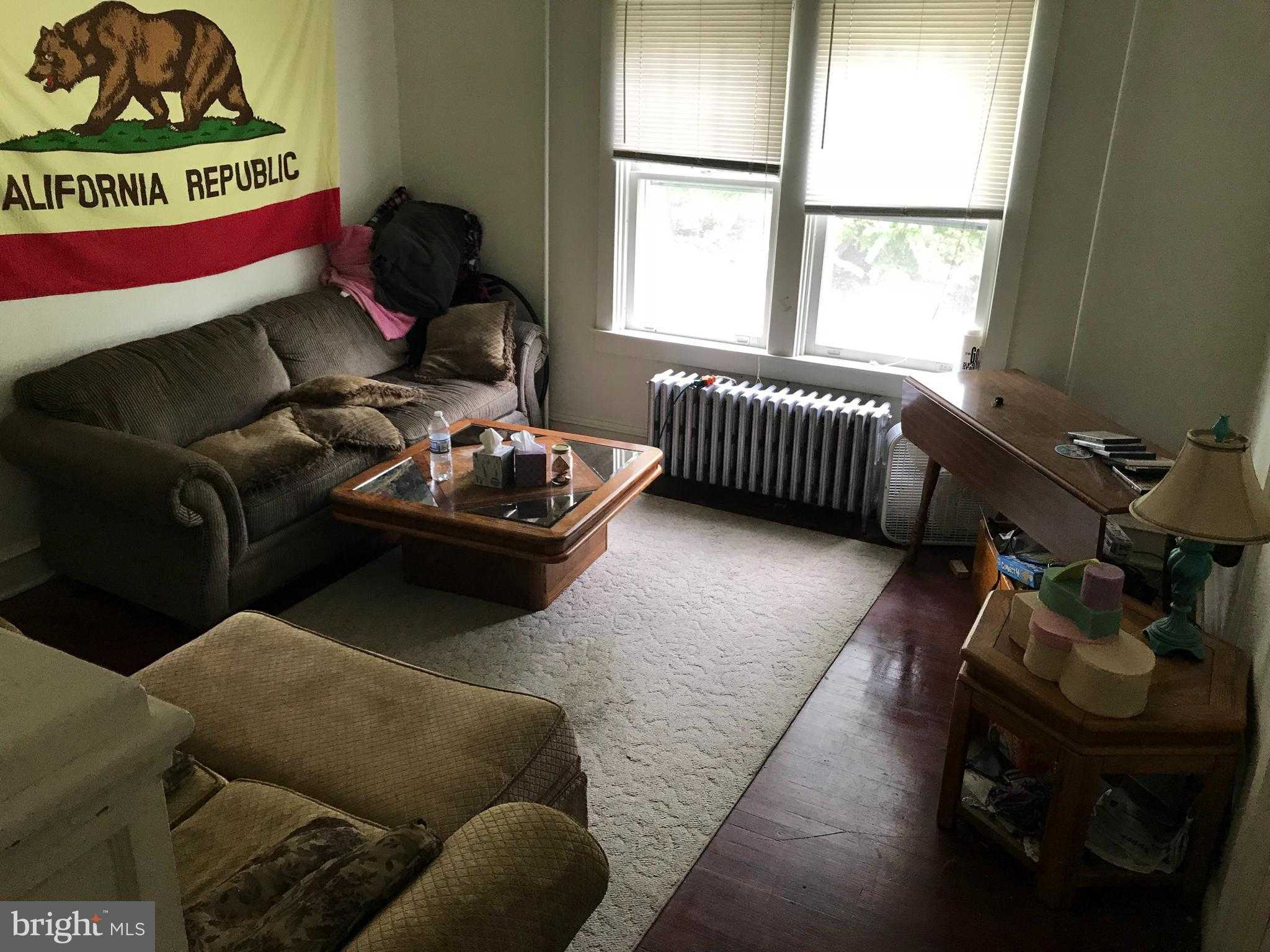 33 N Prince St photo 3