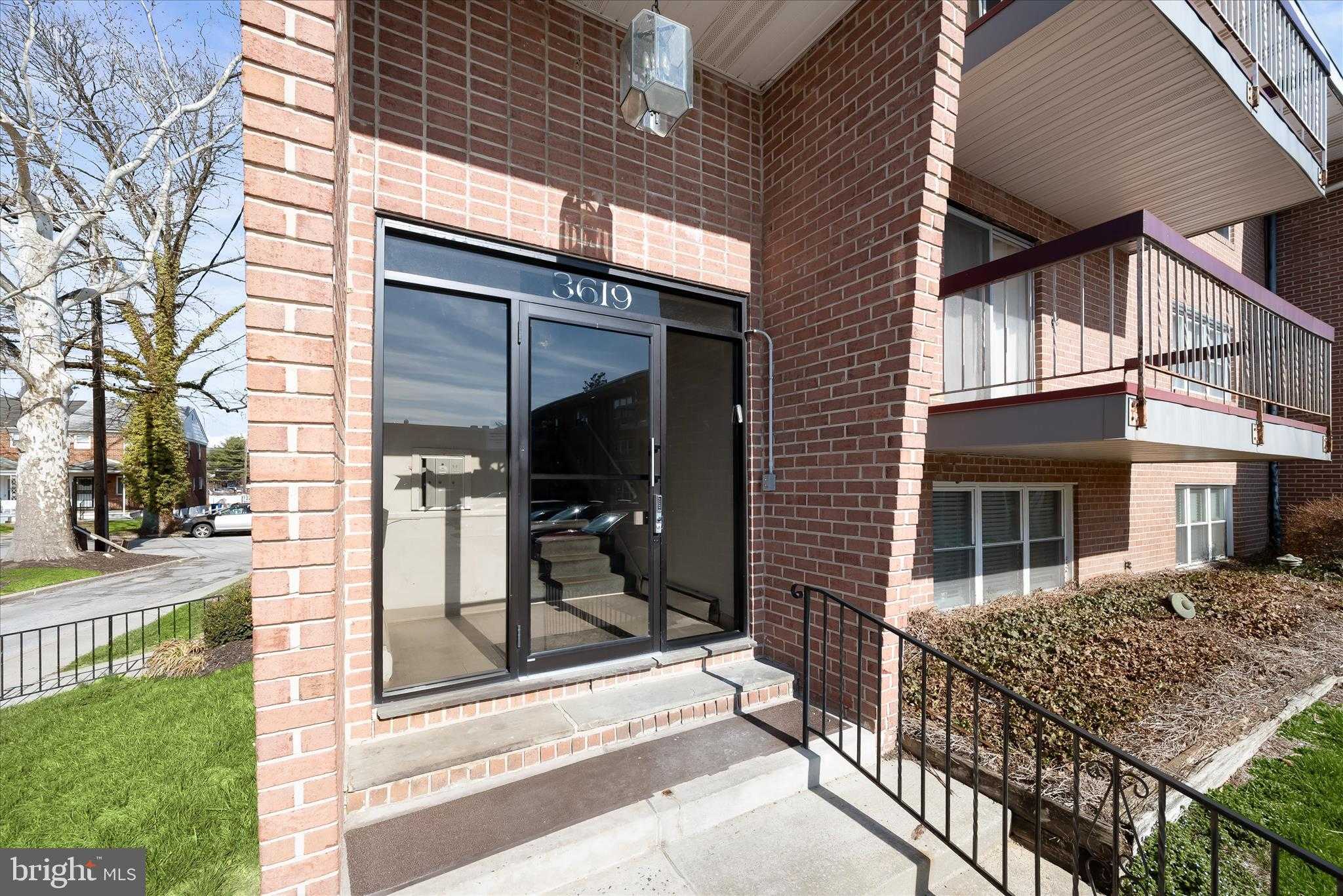 3619 Glengyle Ave photo 7