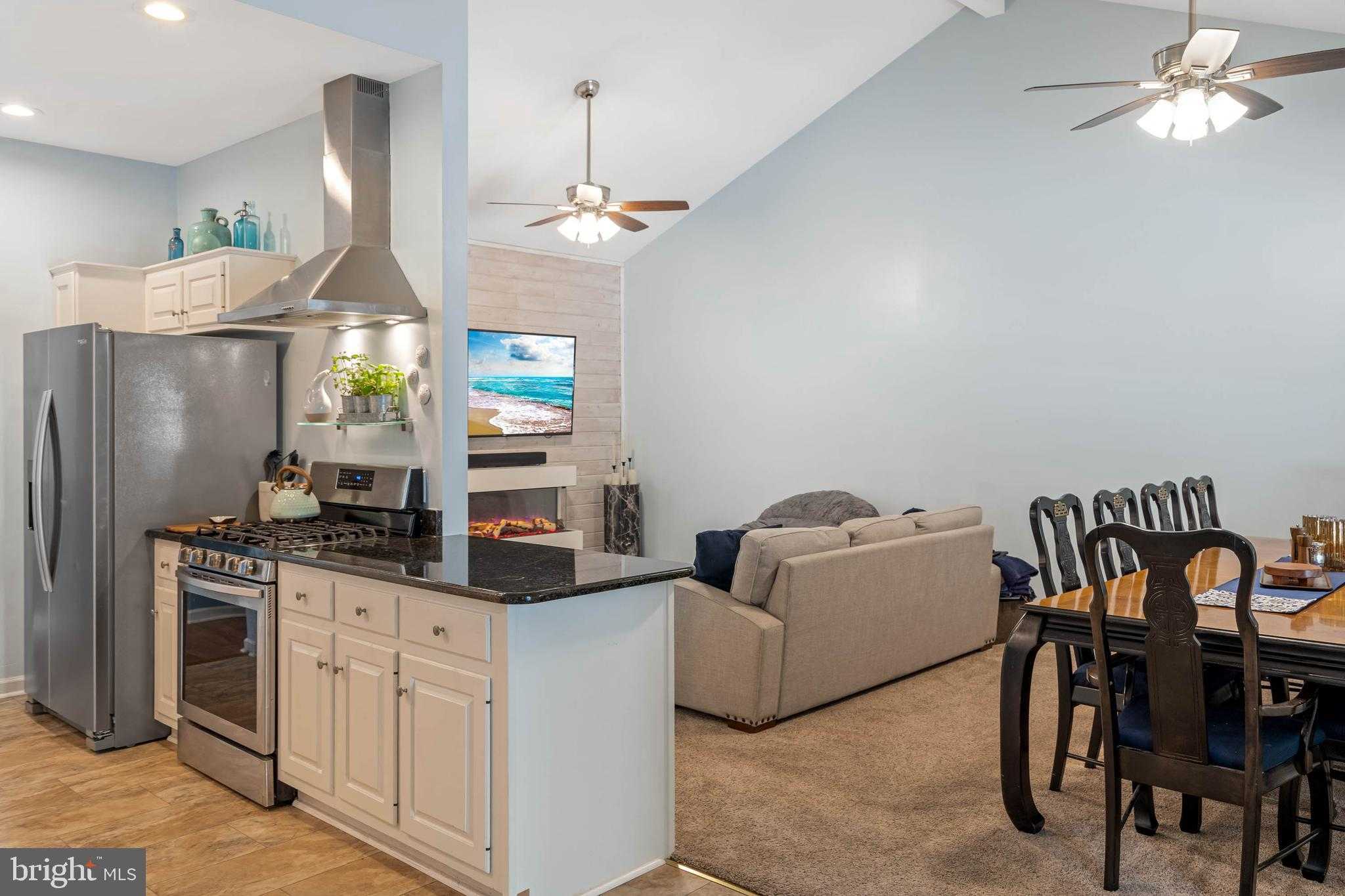 89 Cresthaven Dr photo 12