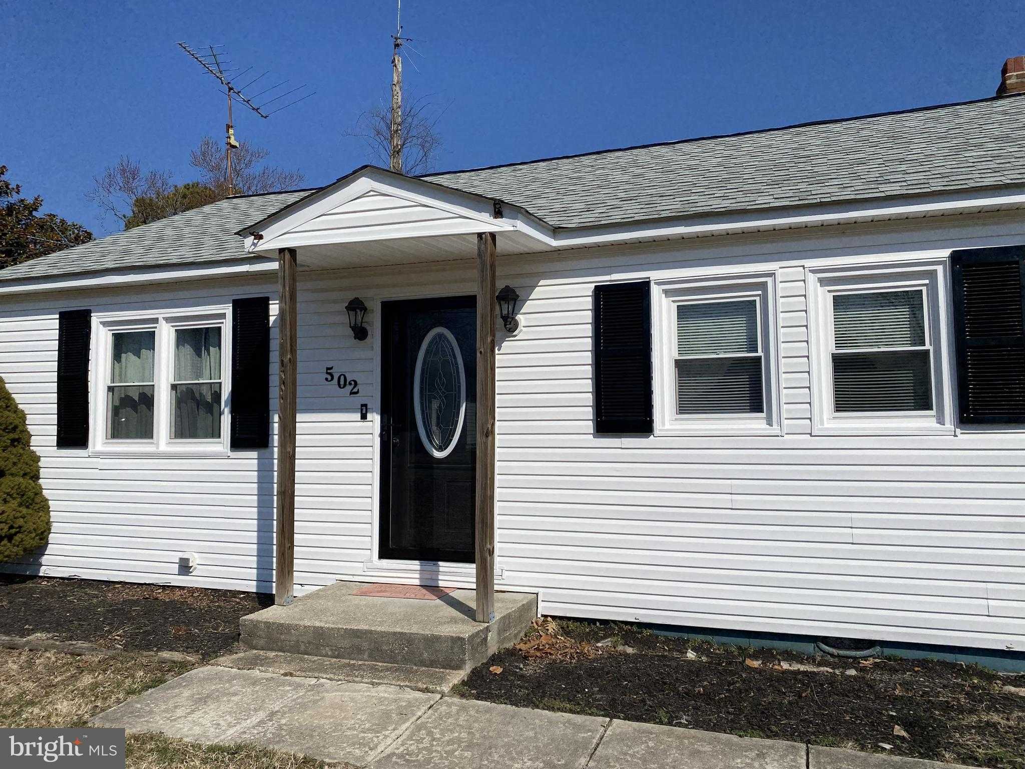 502 W Sunset Ave photo 2