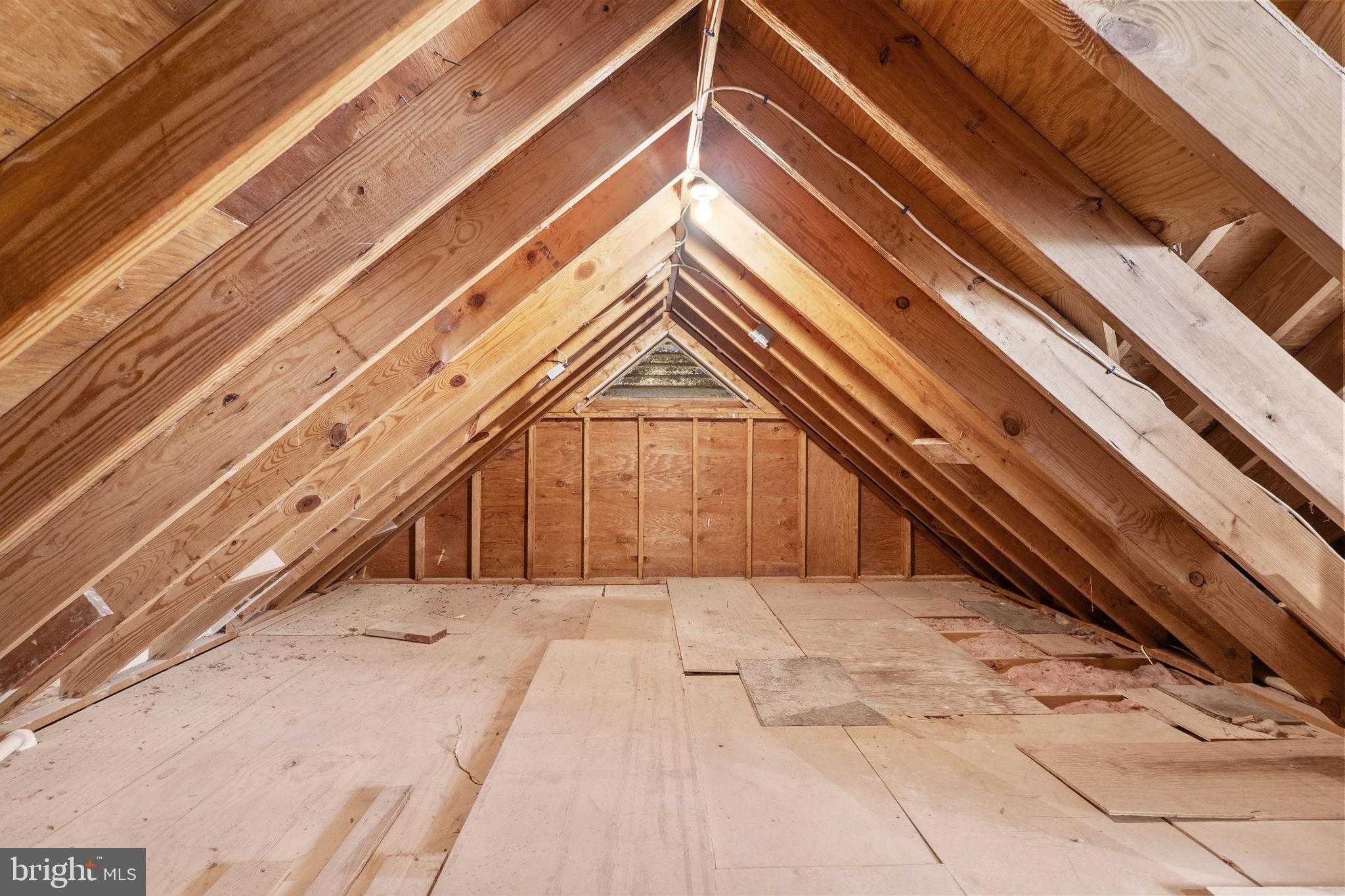 16112 Barnesville Rd photo 45