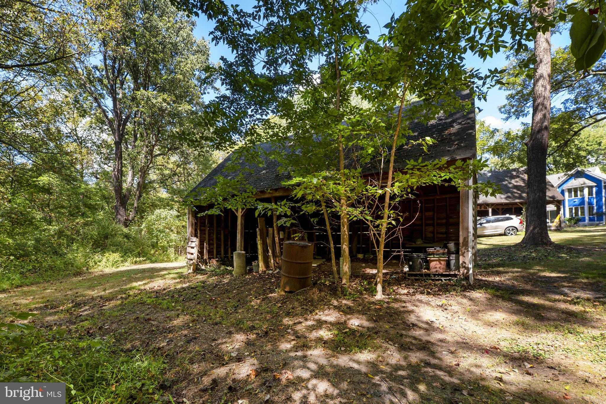 16112 Barnesville Rd photo 86