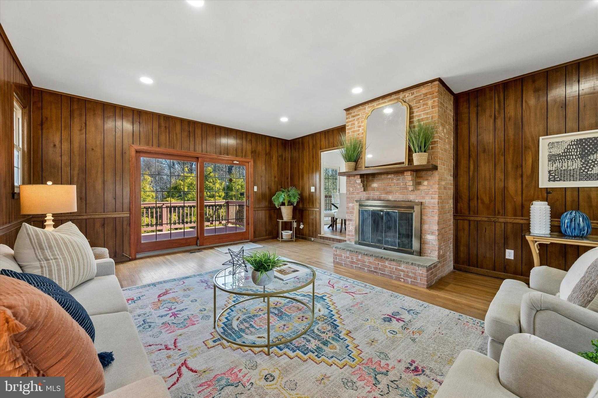 712 Wickersham Ln photo 19