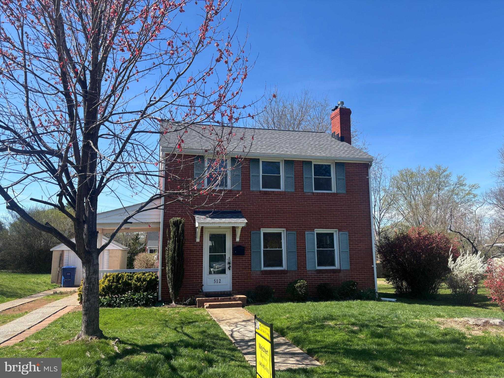 512 Washington Ave photo 2