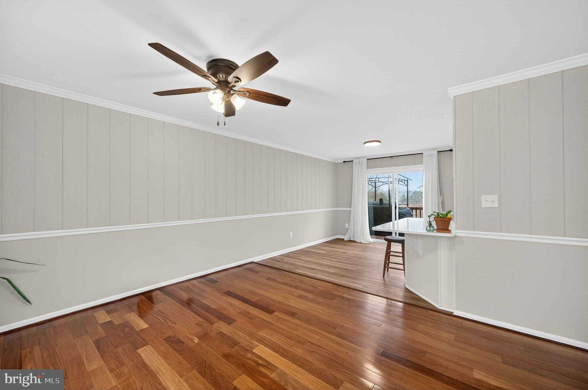 10314 Reid Ln photo 17