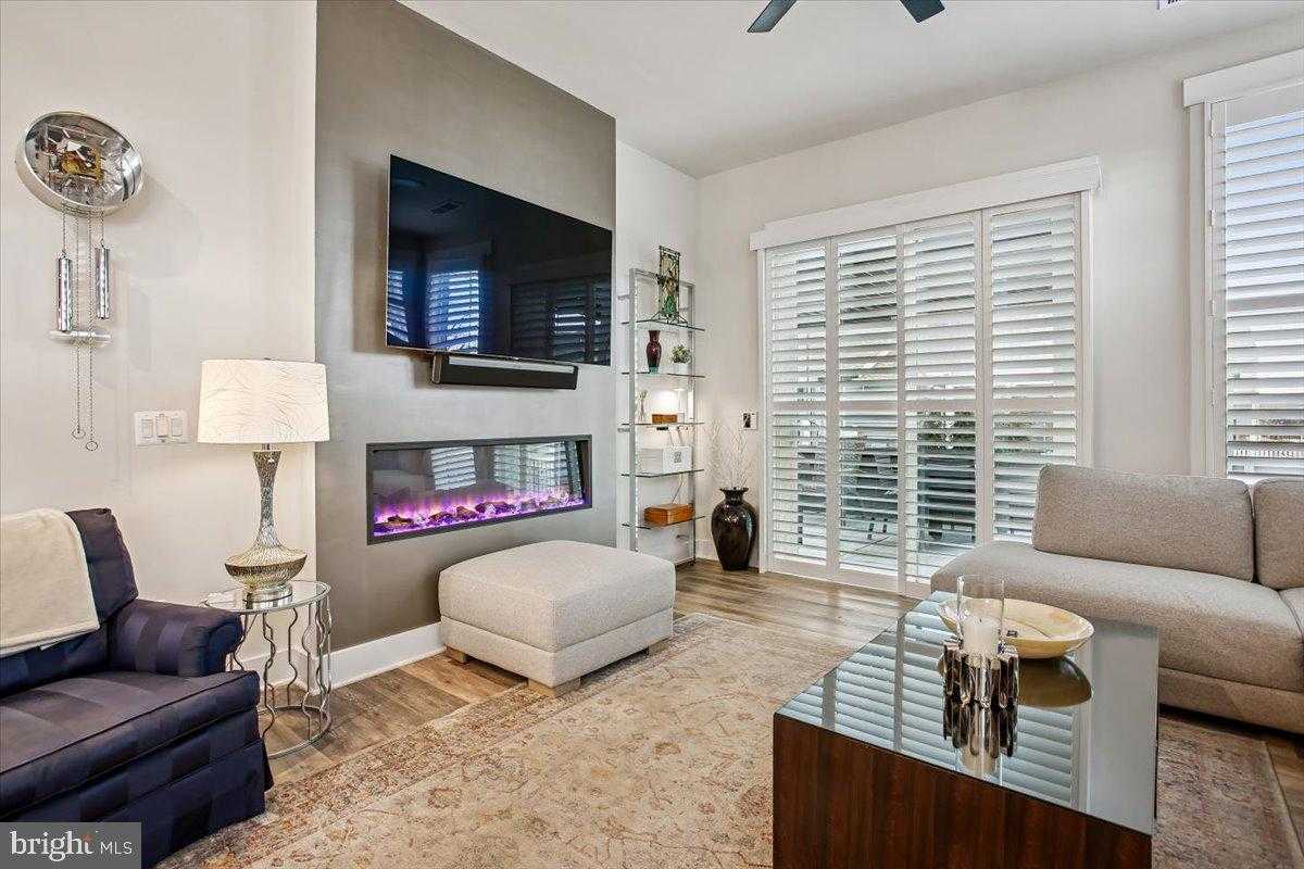 25635 Not Forgotten Ter photo 10