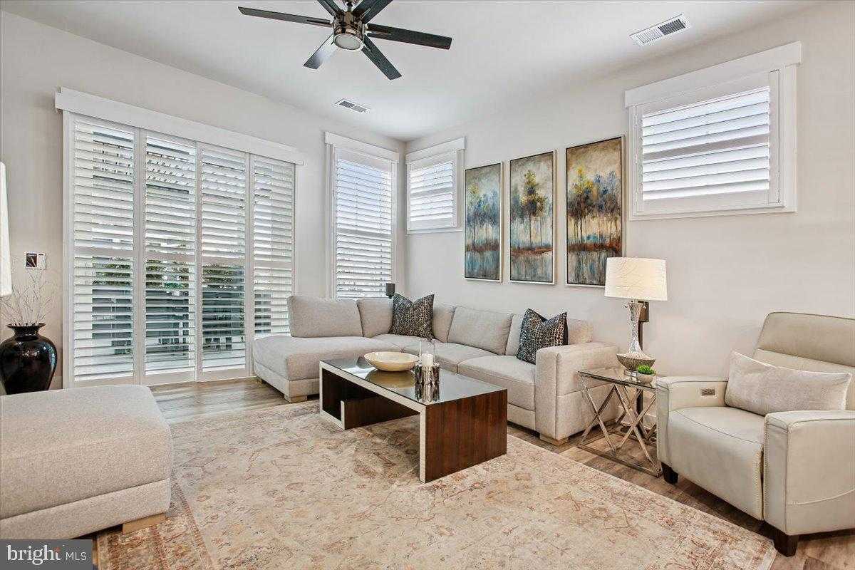 25635 Not Forgotten Ter photo 16