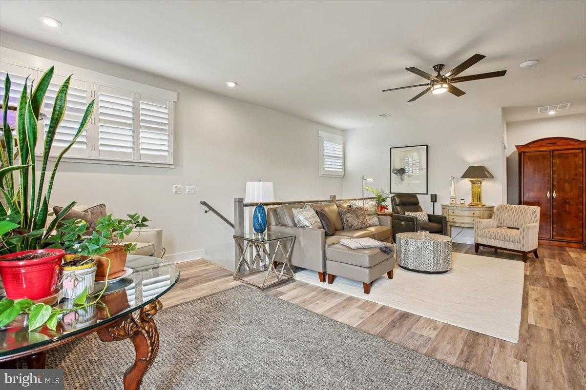 25635 Not Forgotten Ter photo 26