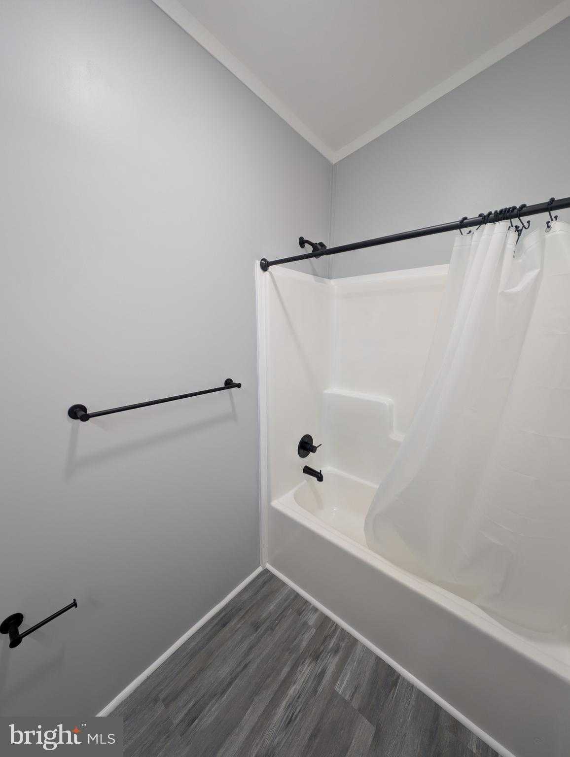 227 Poclain Rd photo 9