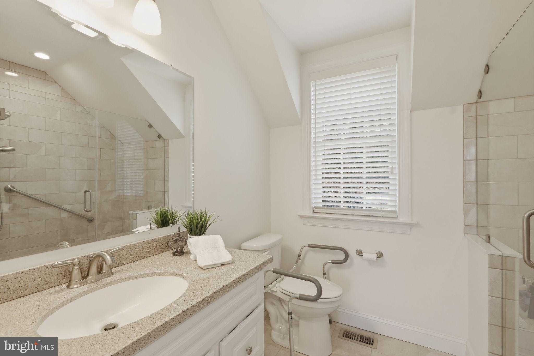 1319 Jamestown Dr photo 61