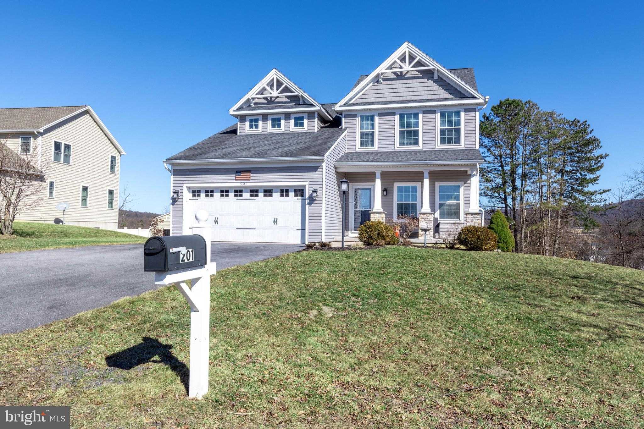 201 Jefferson Cir photo 38