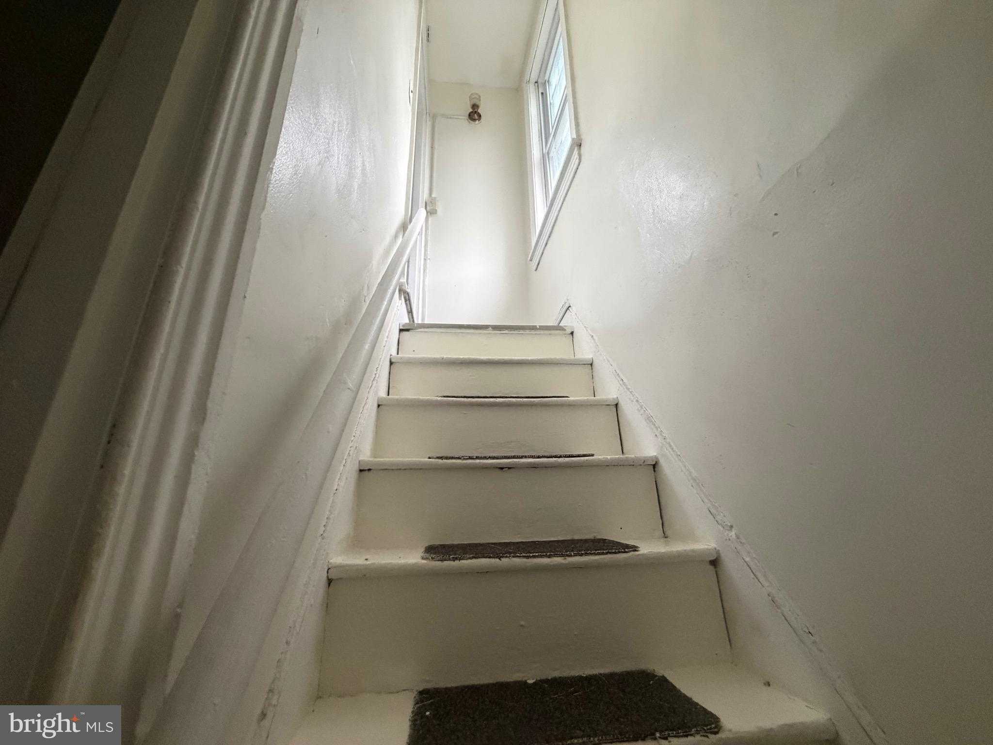 624 N 10th St photo 28