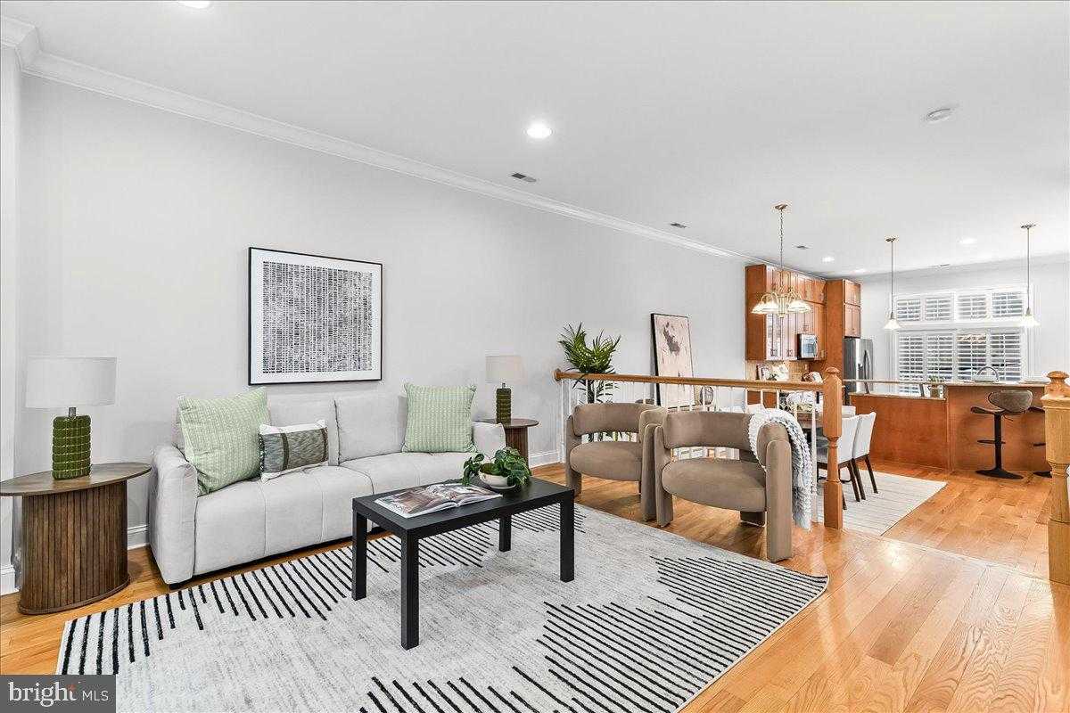 1000 S Dorrance St photo 2