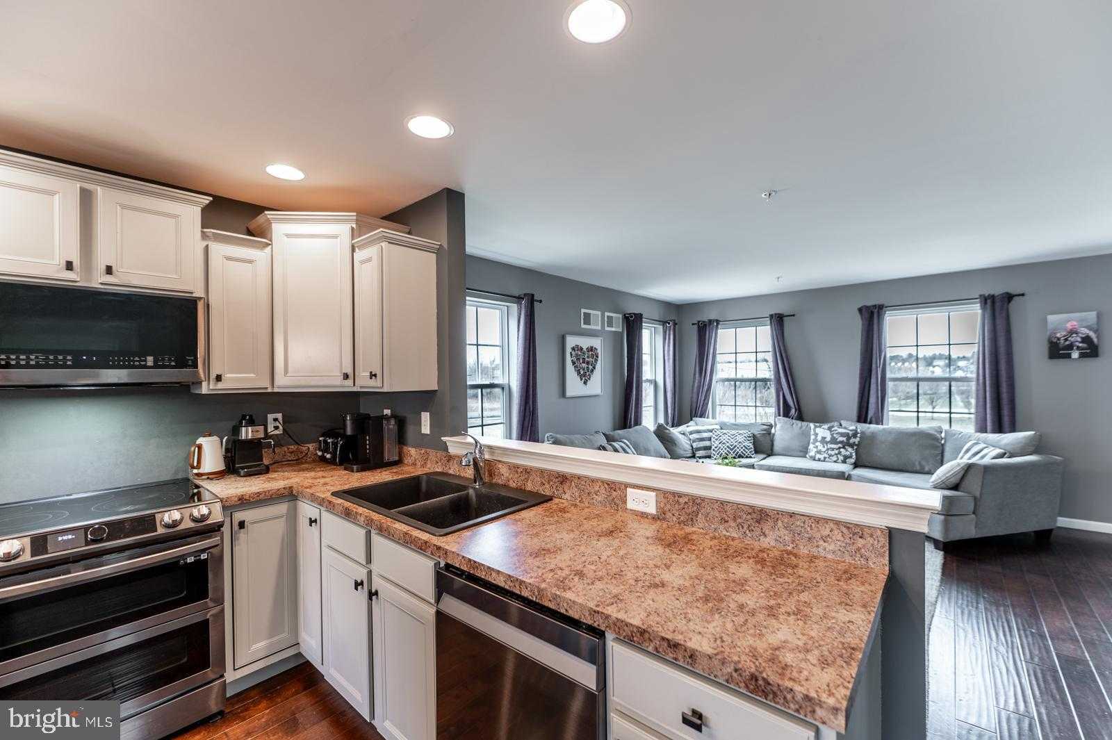 100 N Harner Blvd photo 27