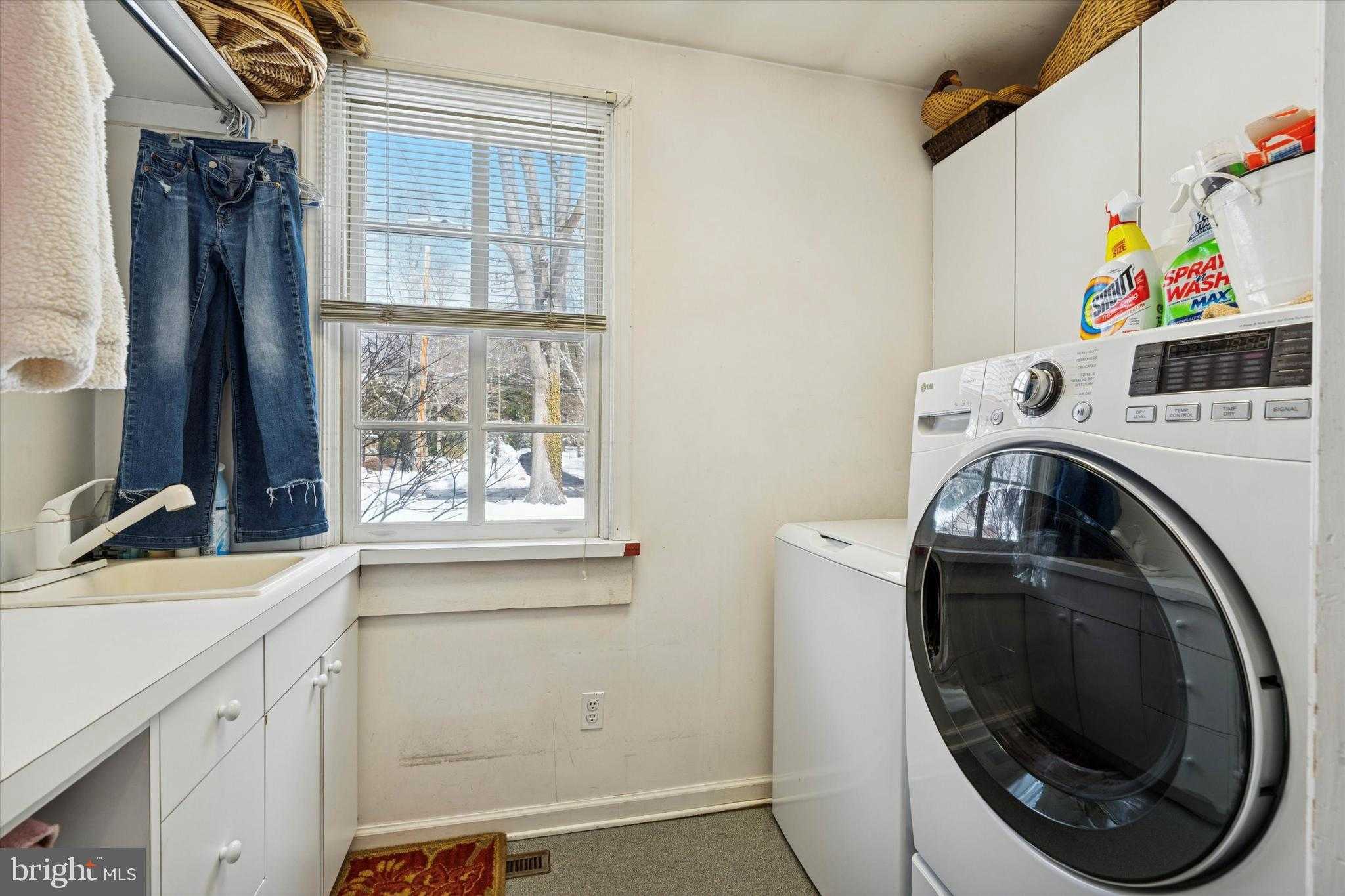 736 Woodleave Rd photo 20