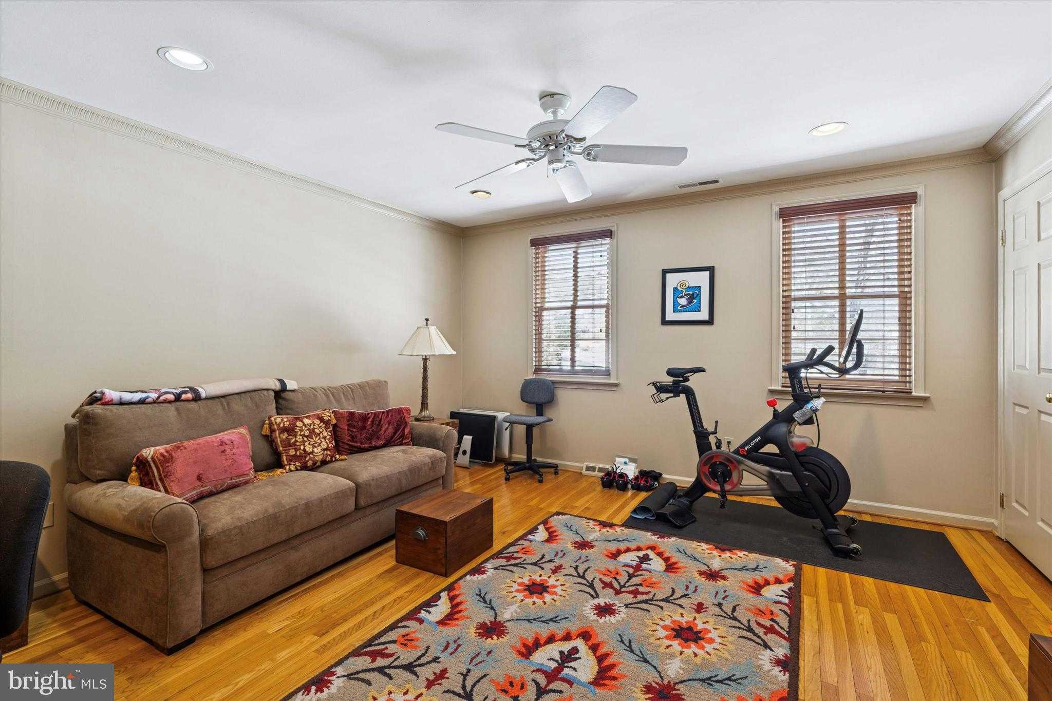 736 Woodleave Rd photo 33