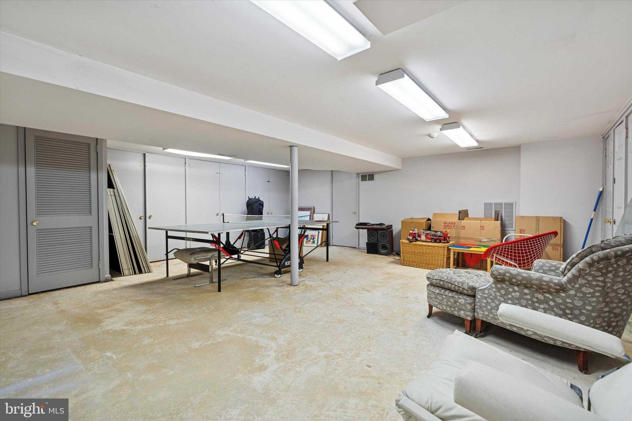 736 Woodleave Rd photo 39