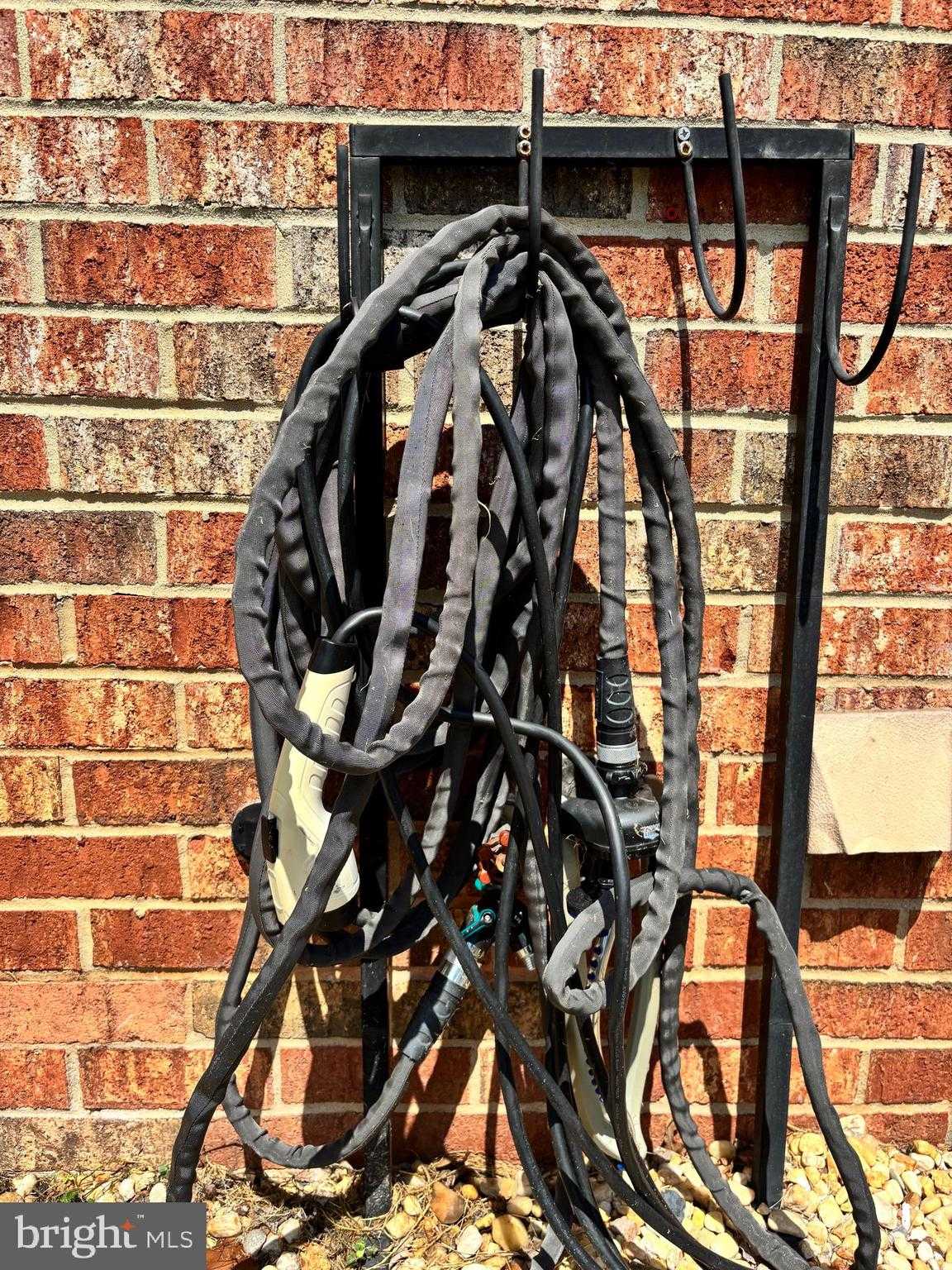 10528 Storch Dr photo 2