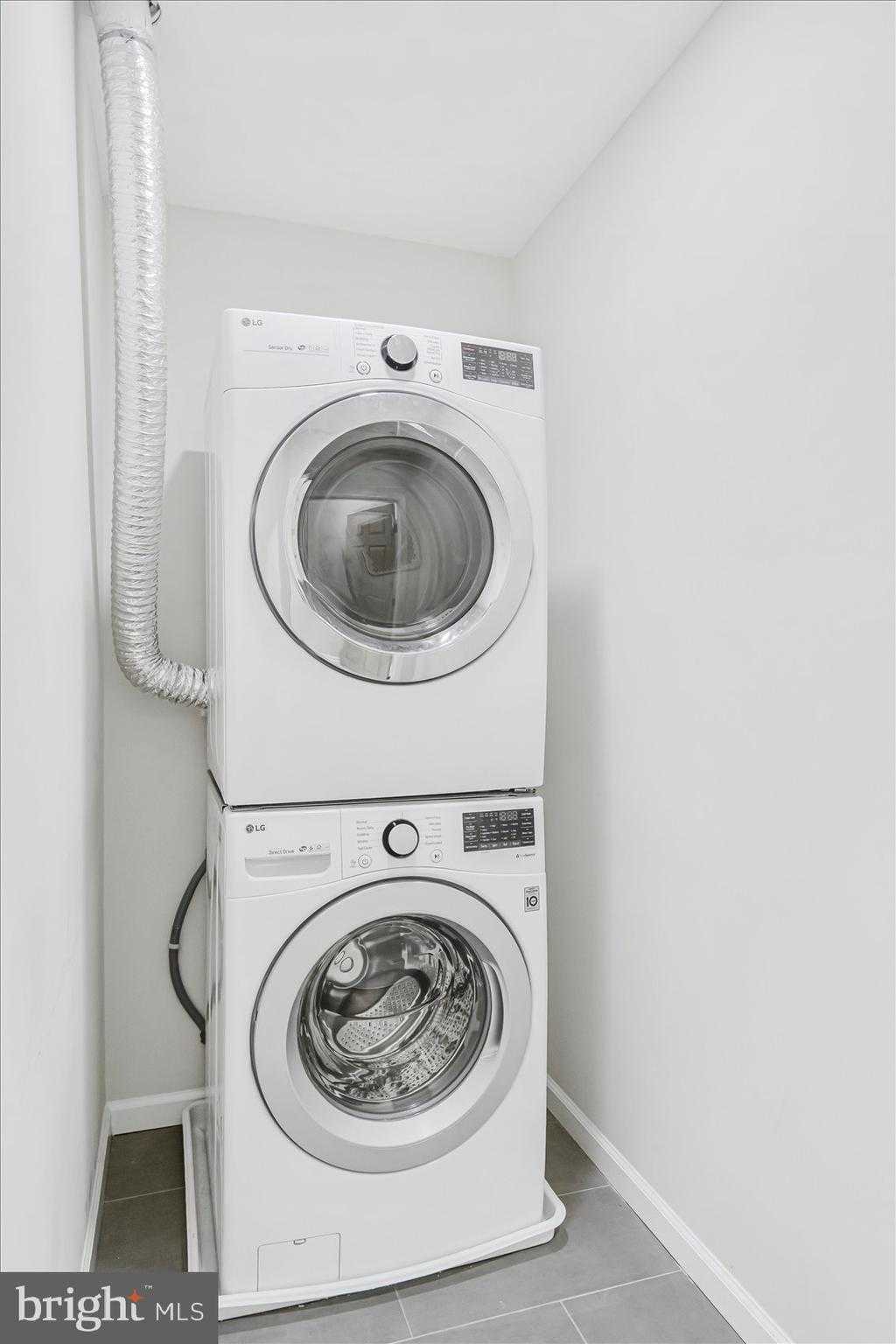 1743 E Federal St photo 24