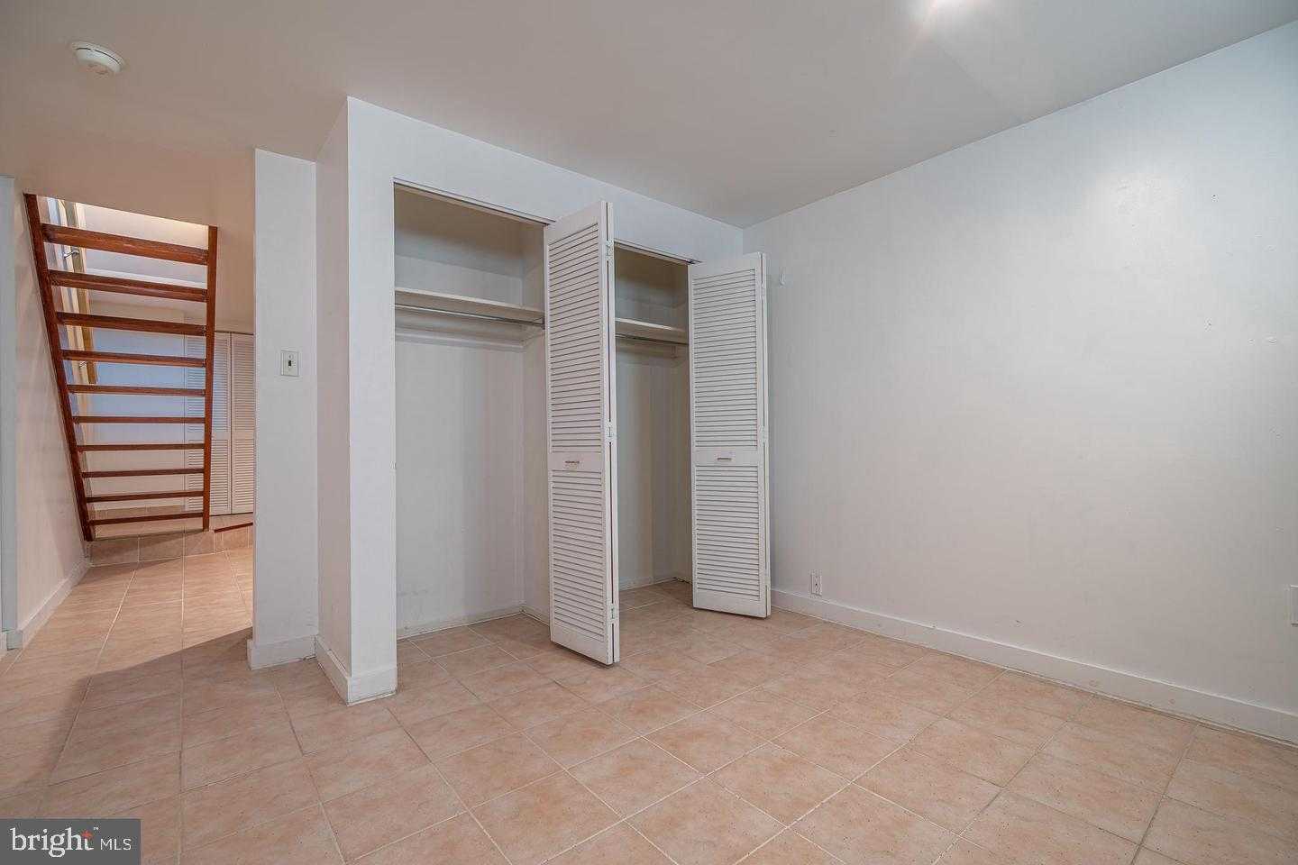 1910 Fairmount Ave # A photo 12