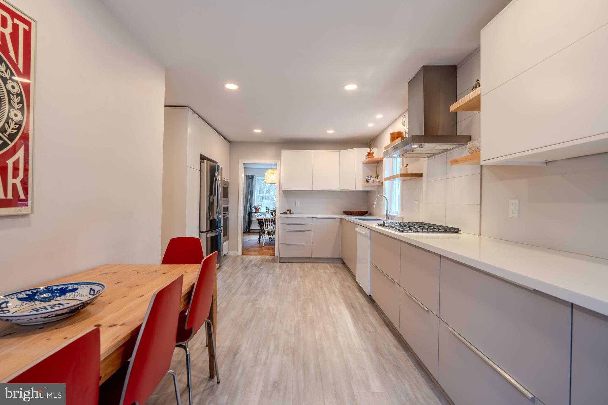 504 Sabine Cir photo 14