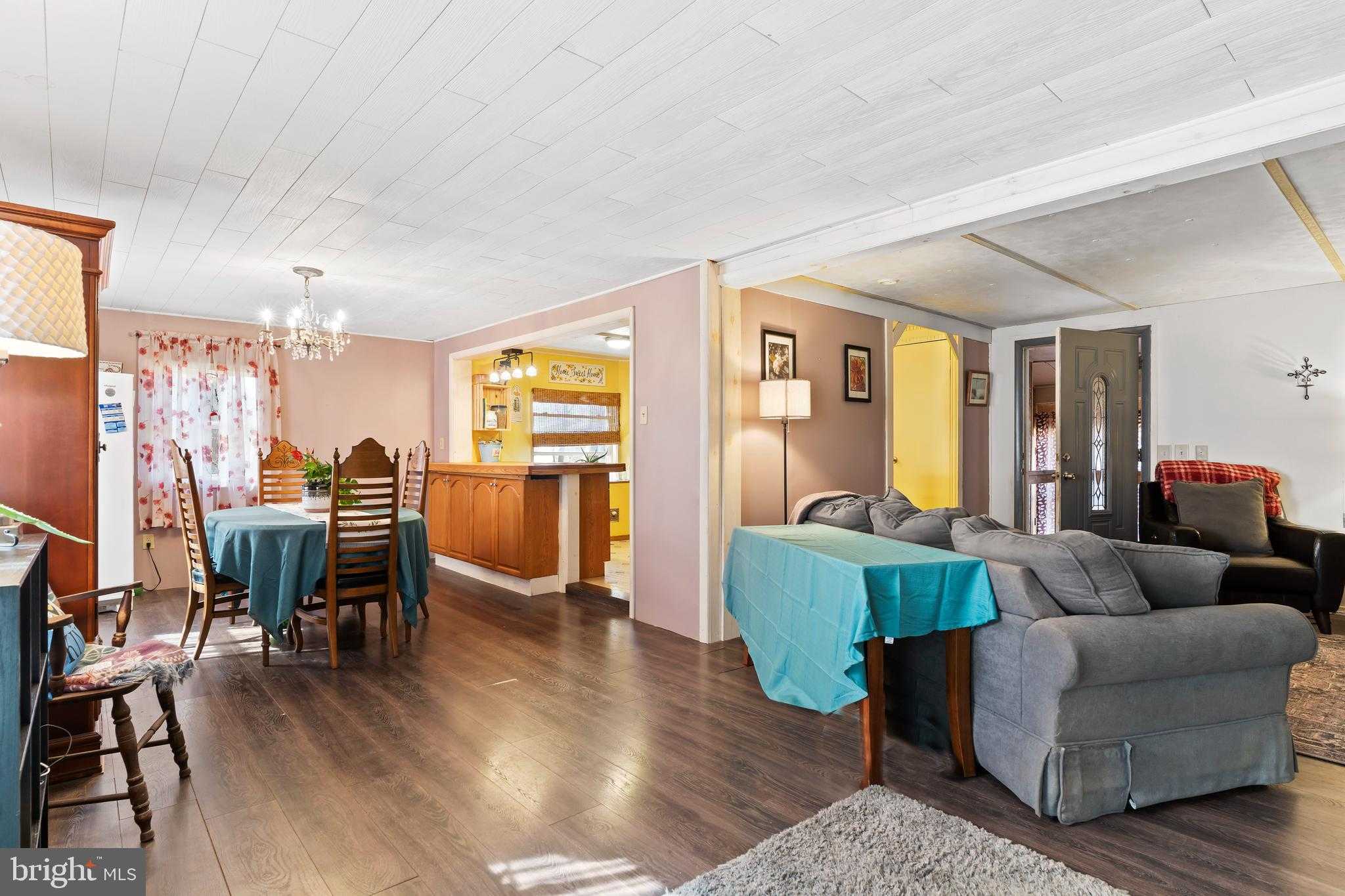 295 Greenbriar Rd photo 5