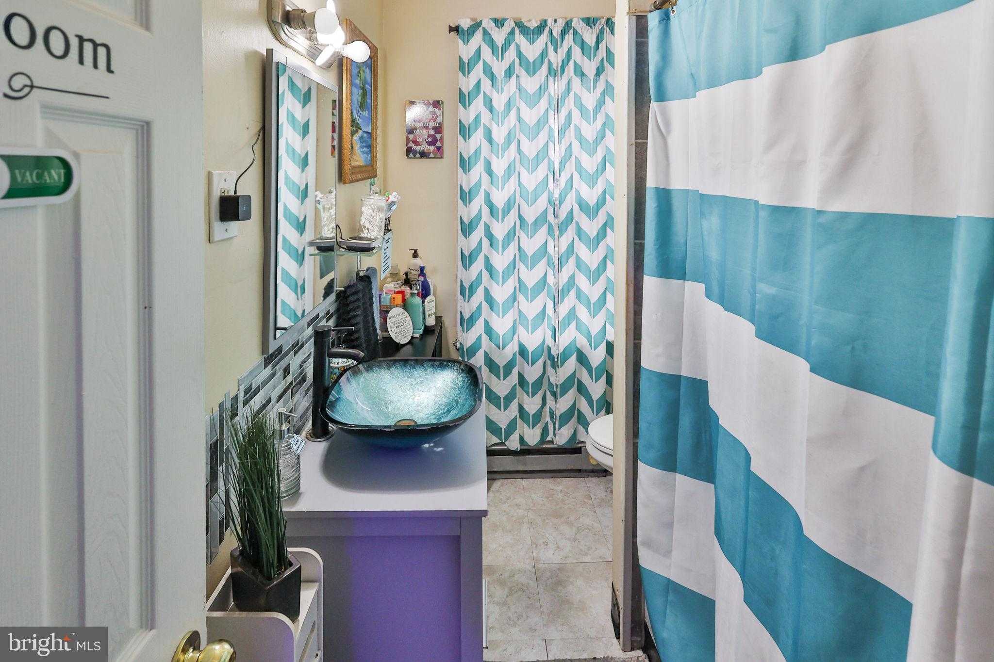 912 Spruce St photo 29