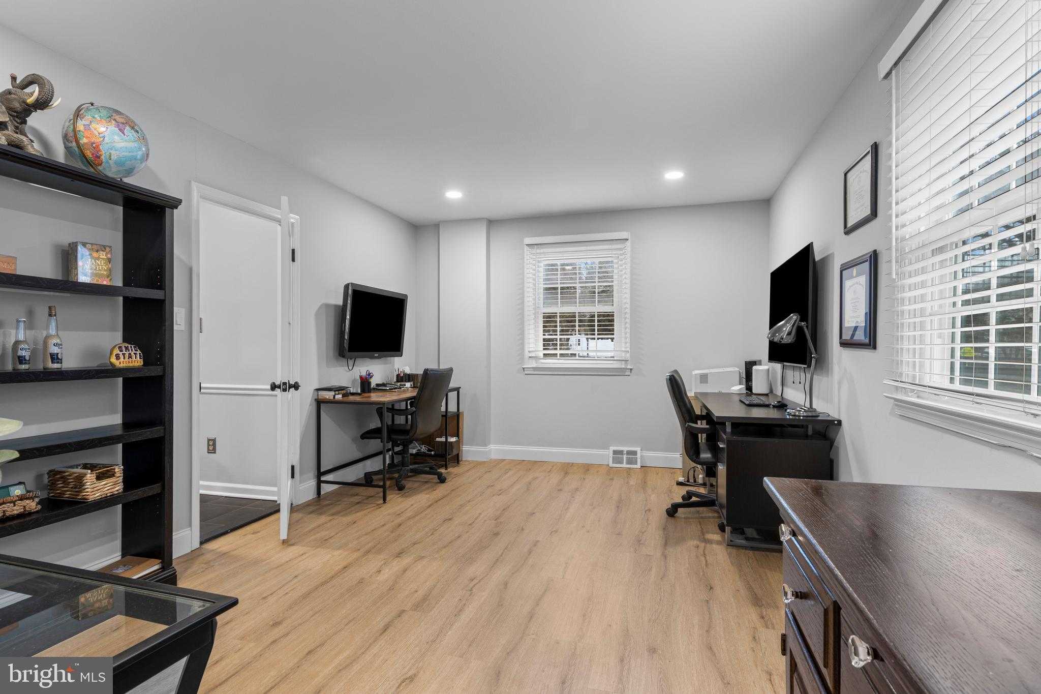 463 Foulke Ln photo 6