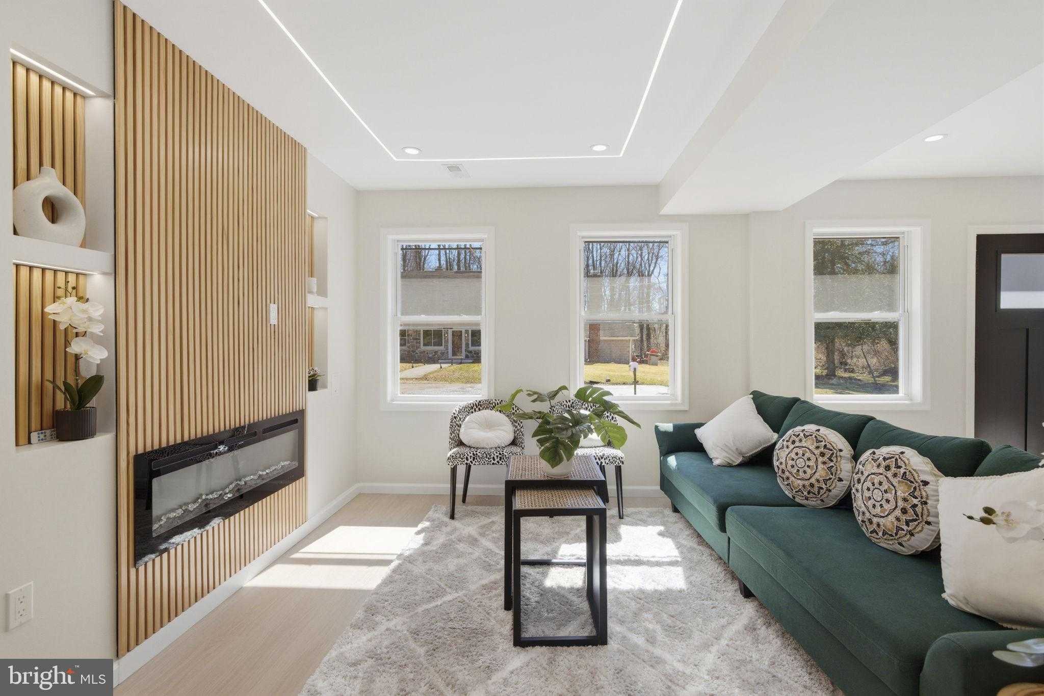 3236 George St photo 8