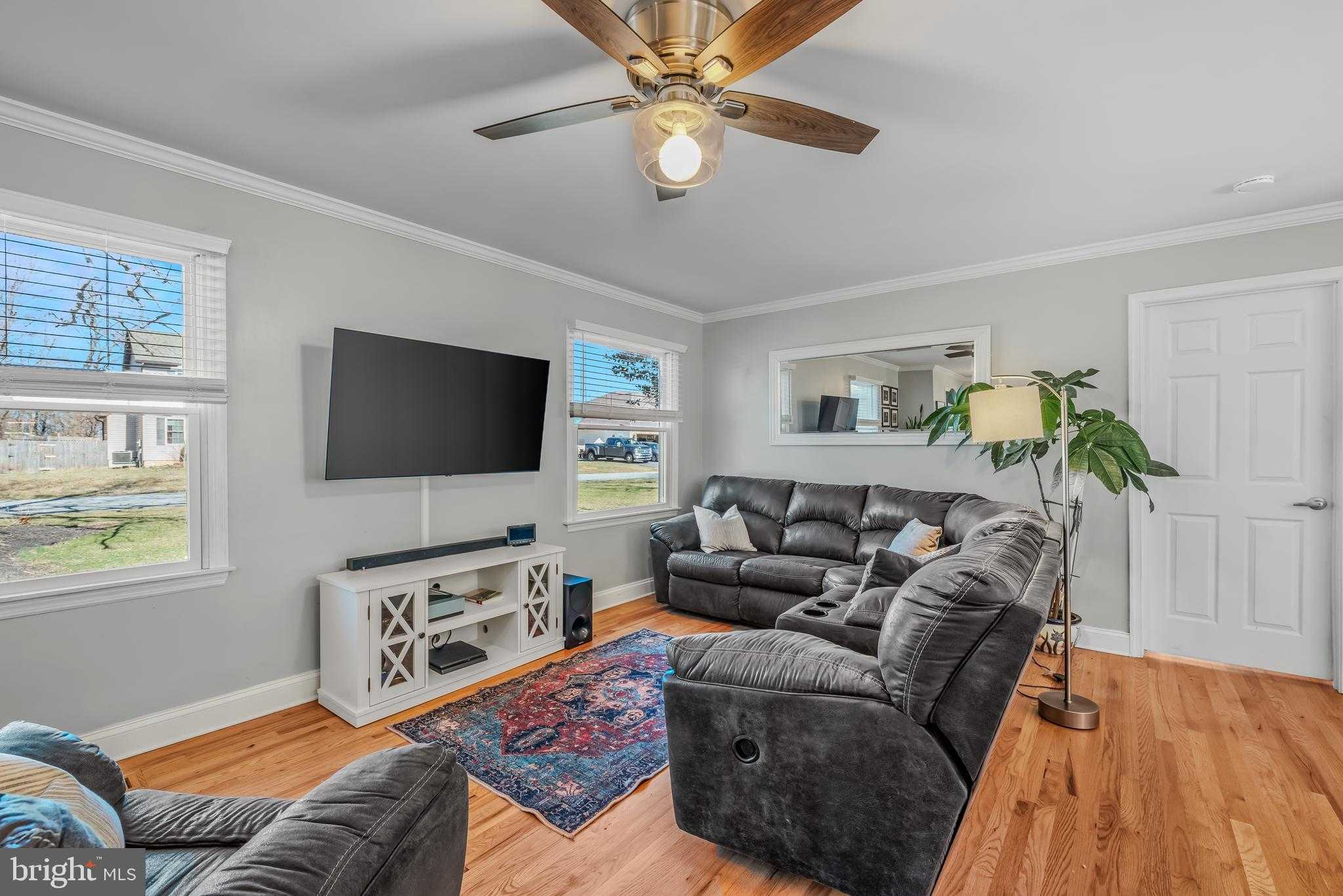 222 Hawick Rd photo 6