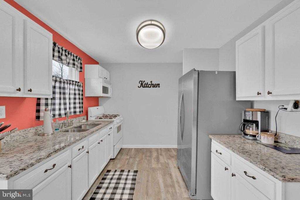 714 Joppa Farm Rd photo 20