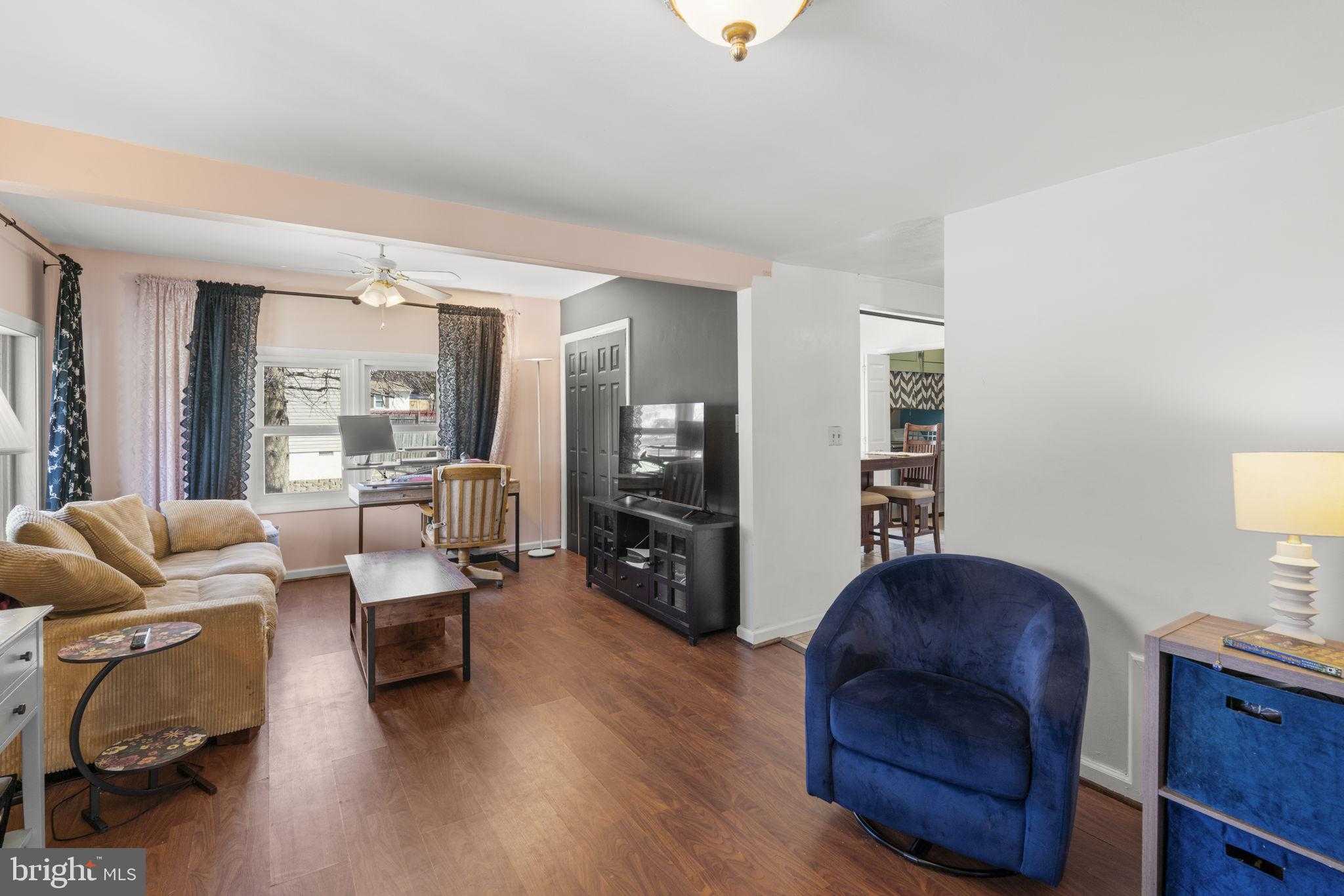 229 Baltimore St photo 4