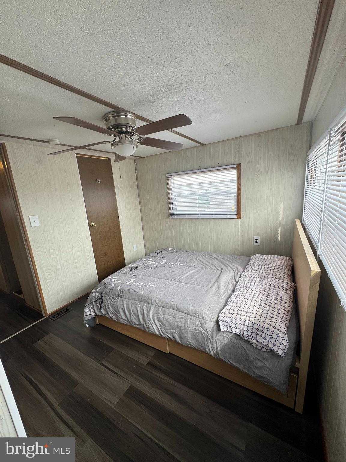 4300 W 9th St Trlr 101 photo 9