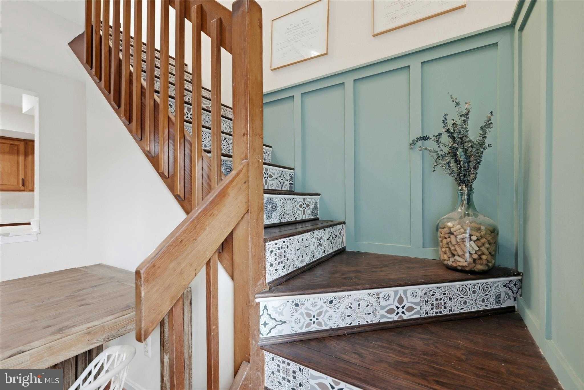 805 Locust St photo 19