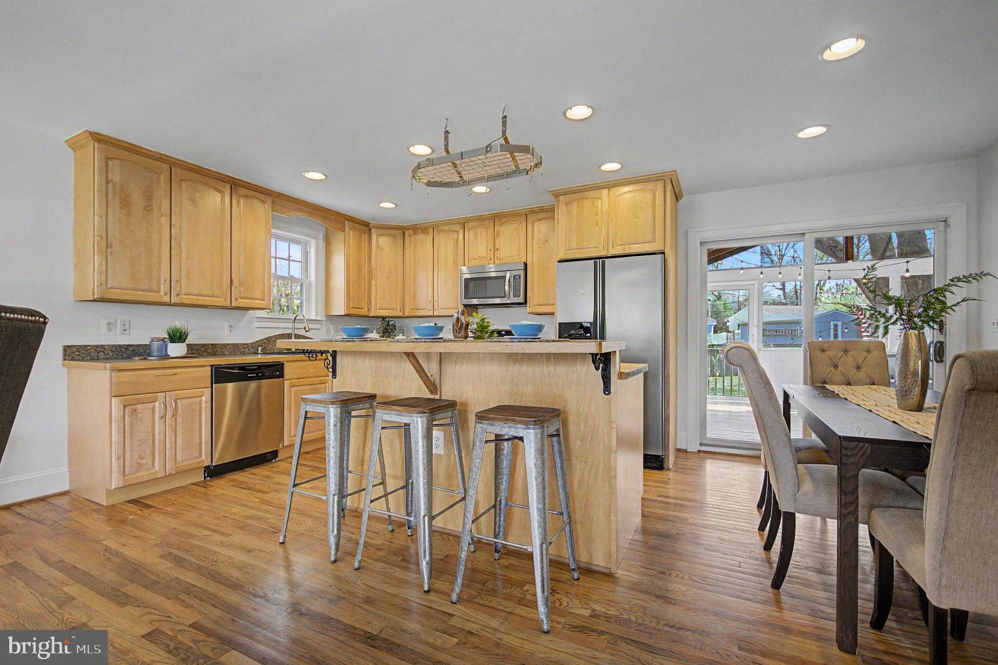 99 Summerfield Dr photo 13