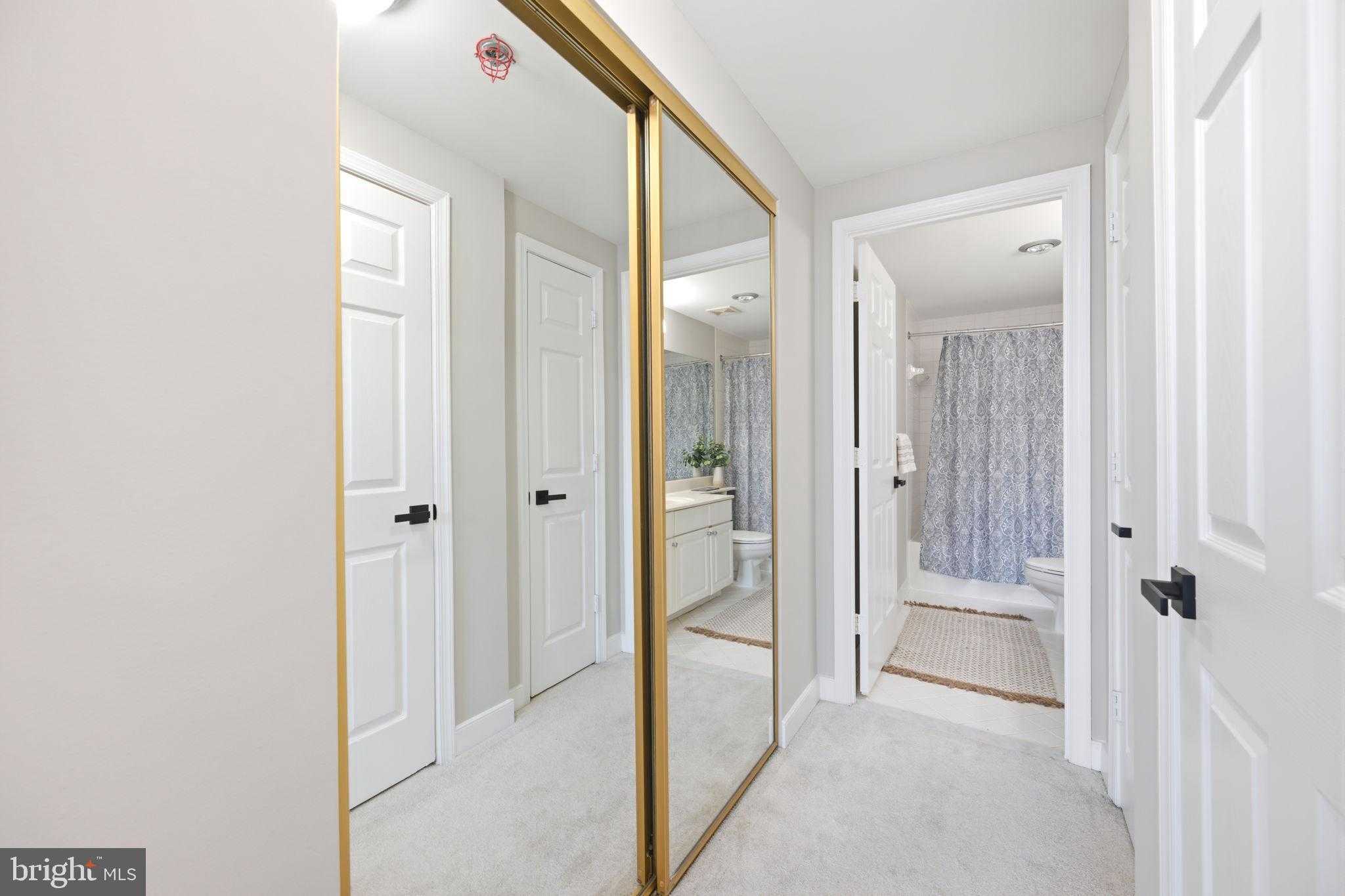 1045 N Utah St # 2-701 photo 17