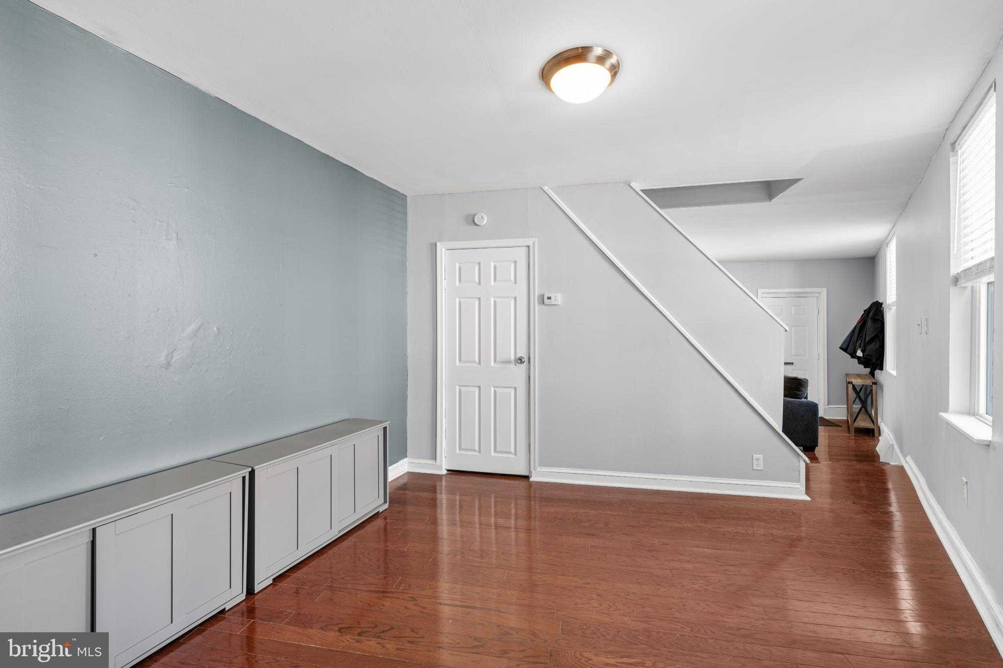 2501 E Norris St photo 5