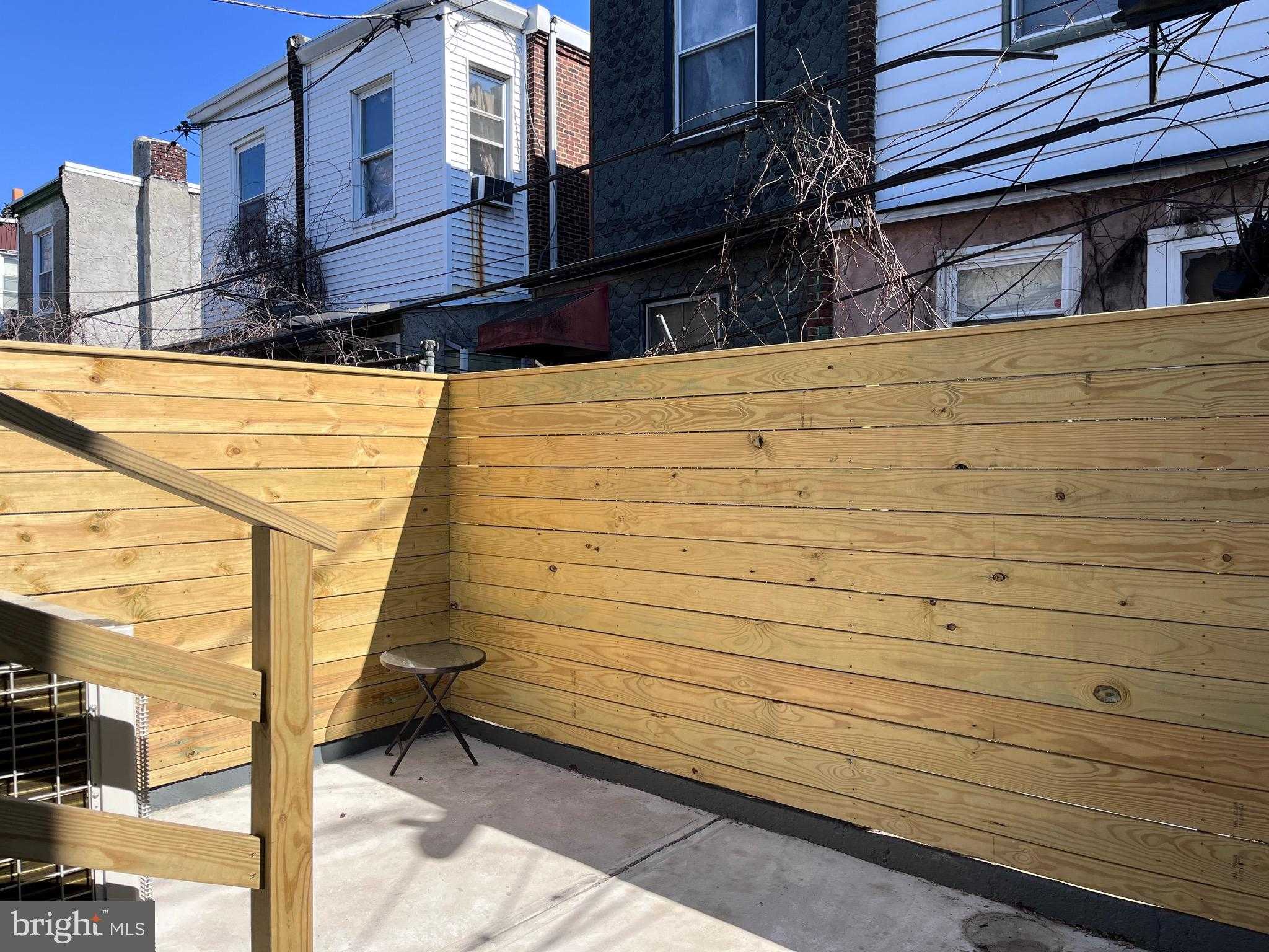 2711 N Ringgold St photo 48